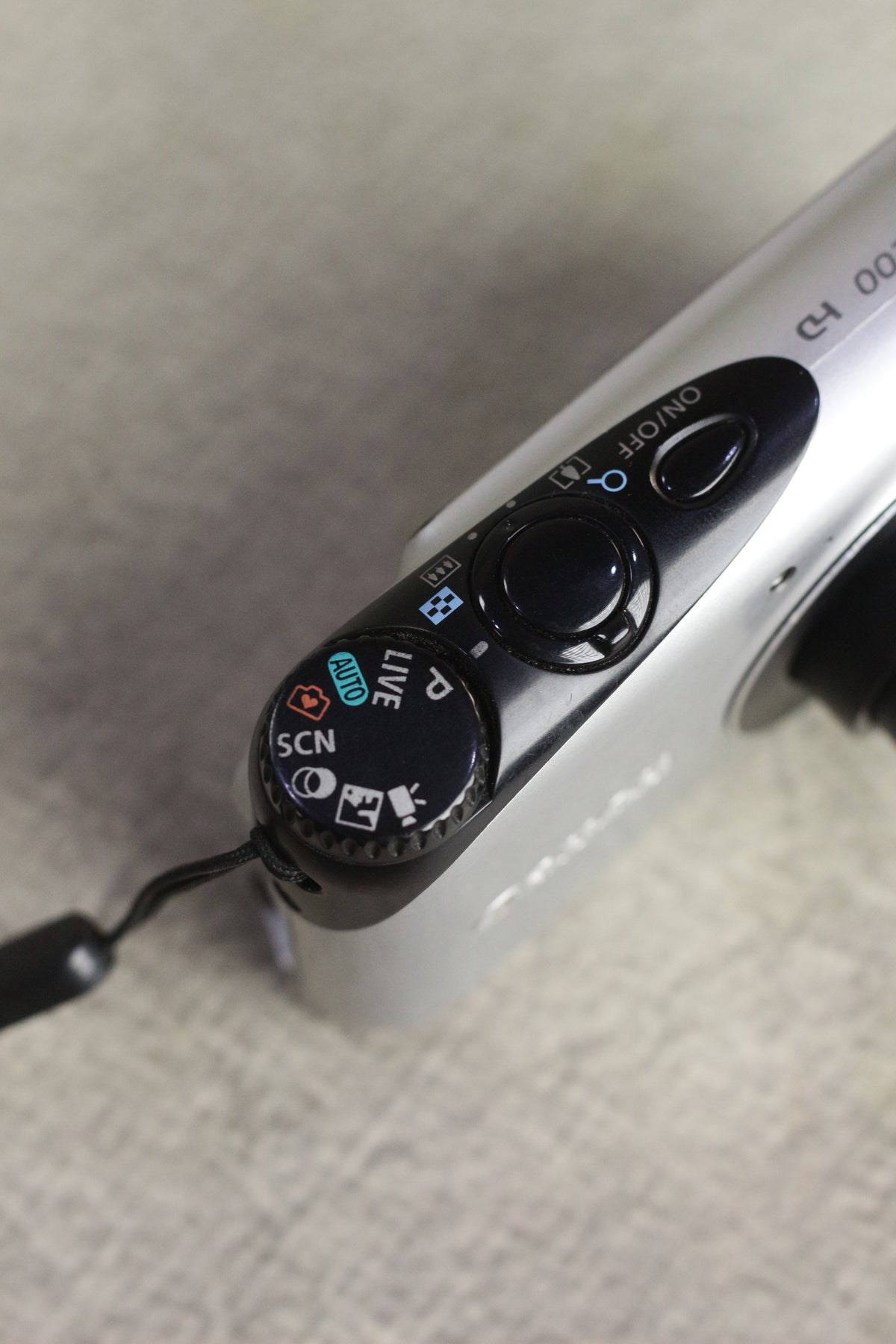 Canon PowerShot A2200 HD