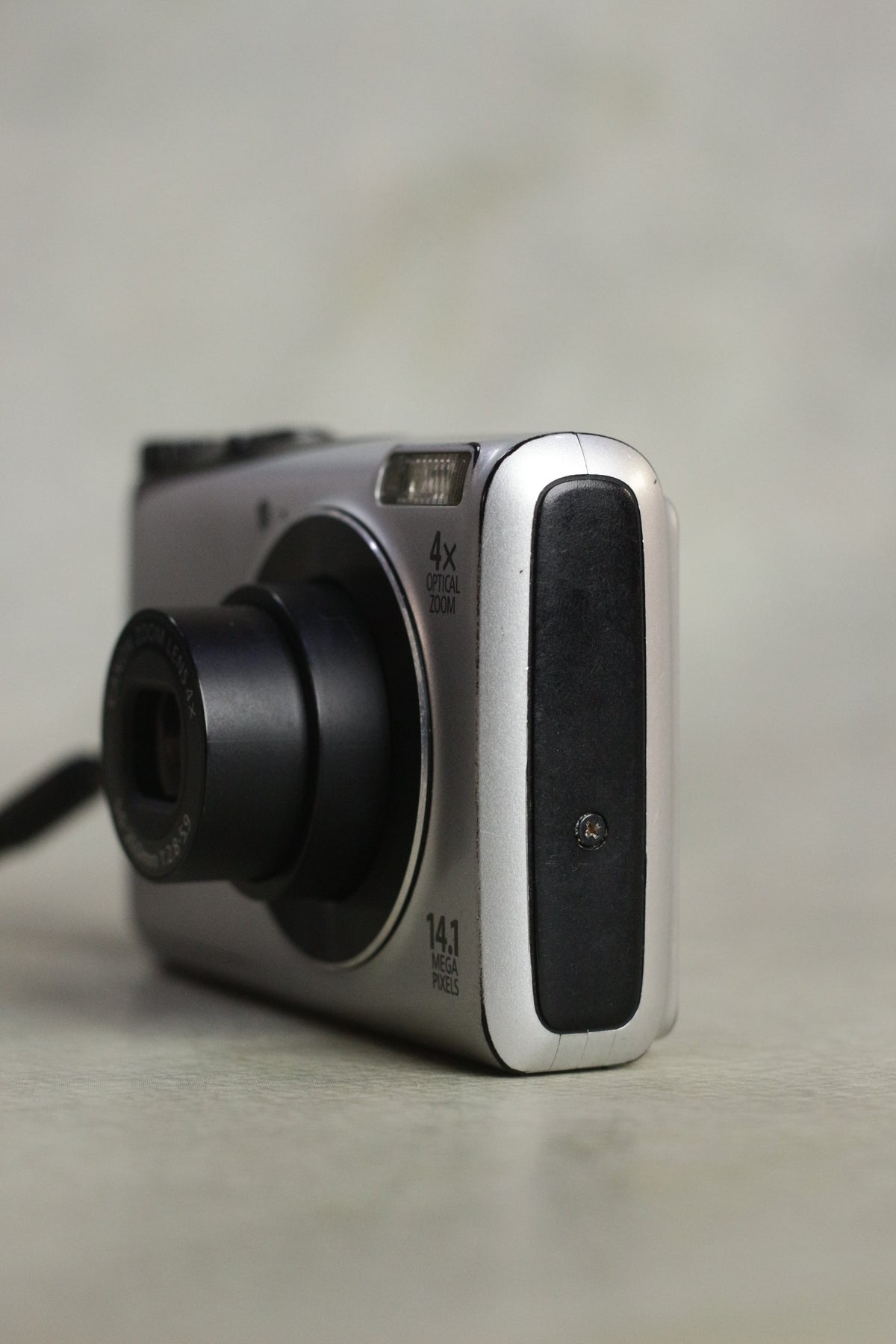 Canon PowerShot A2200 HD