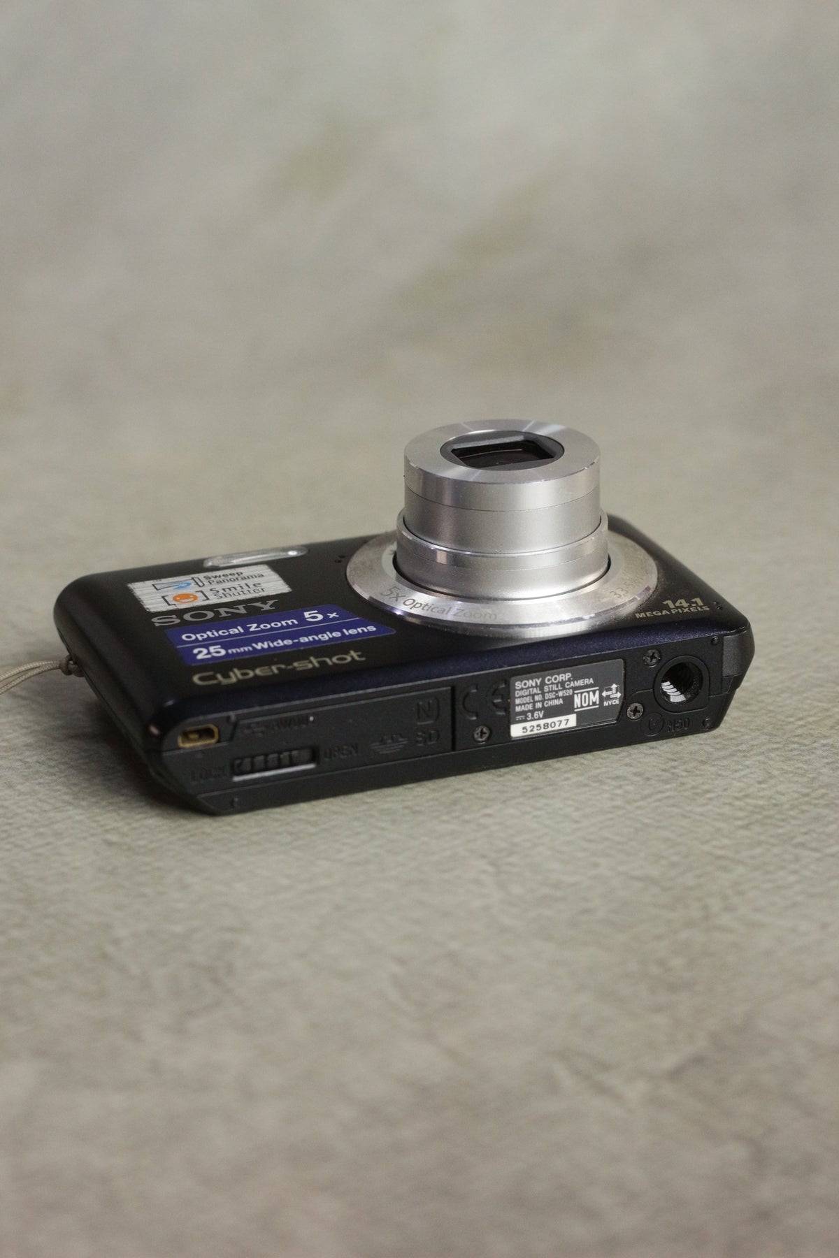Sony Cyber-shot DSC-W520