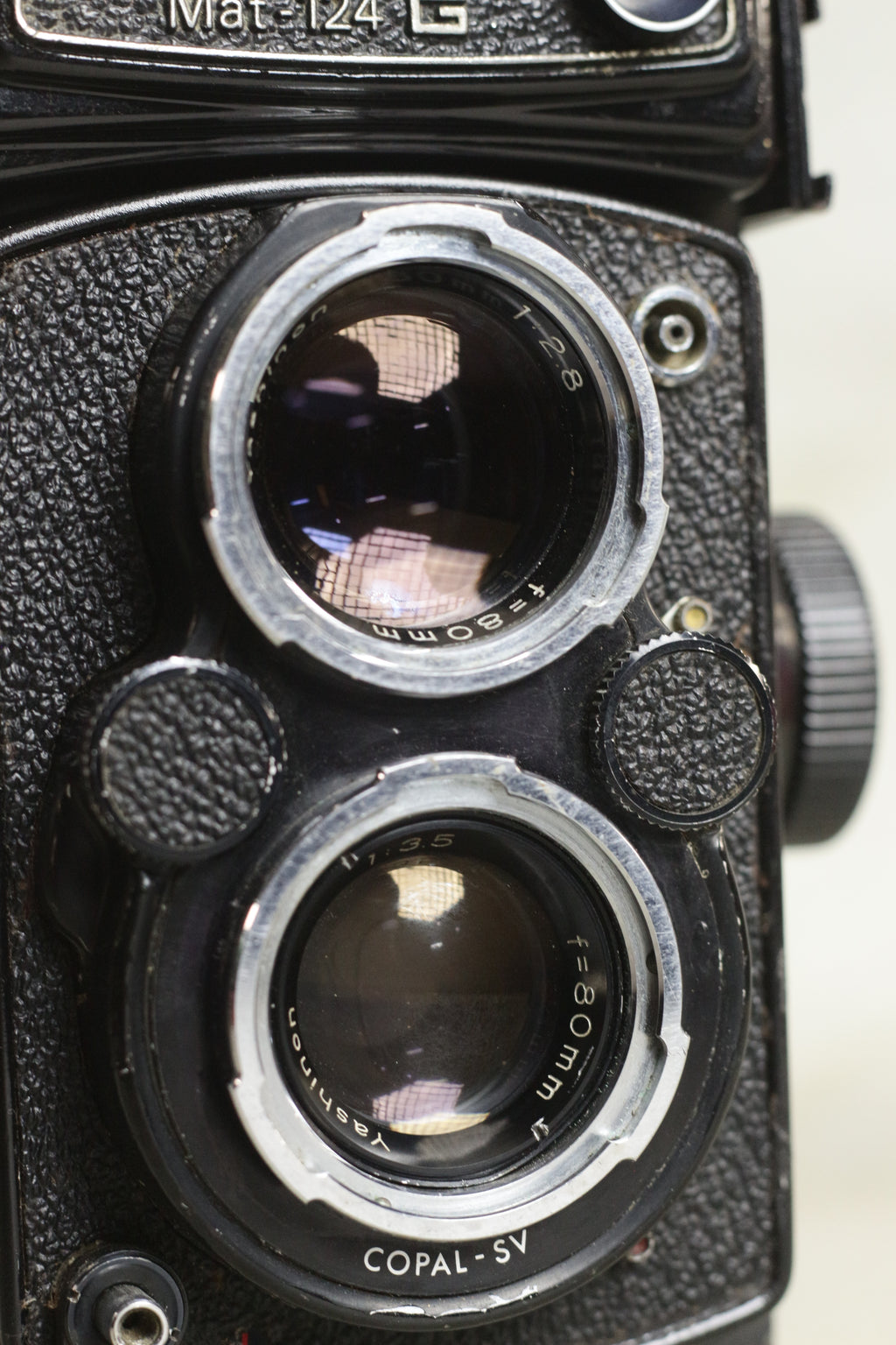 Yashica Mat-124G