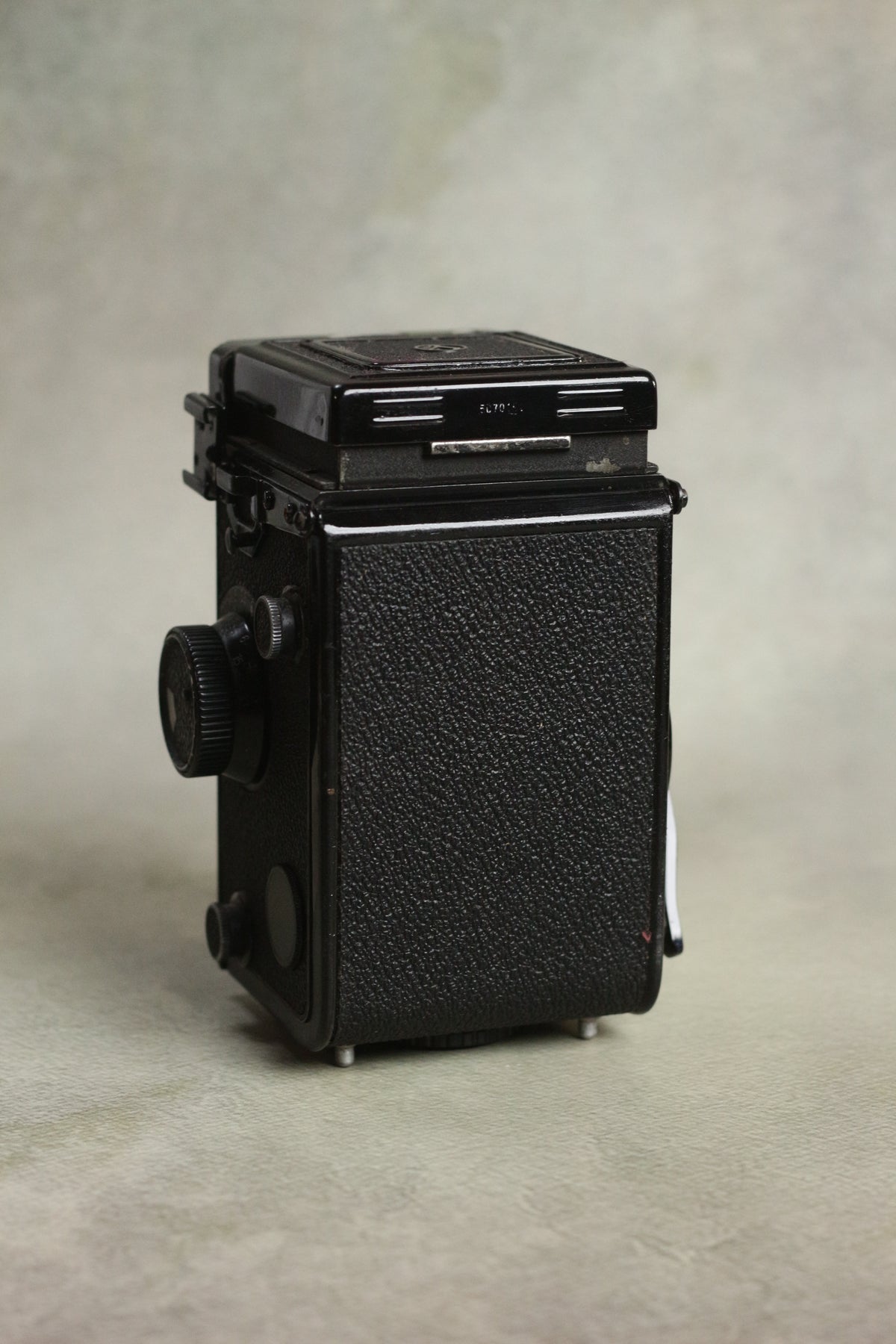 Yashica Mat-124G