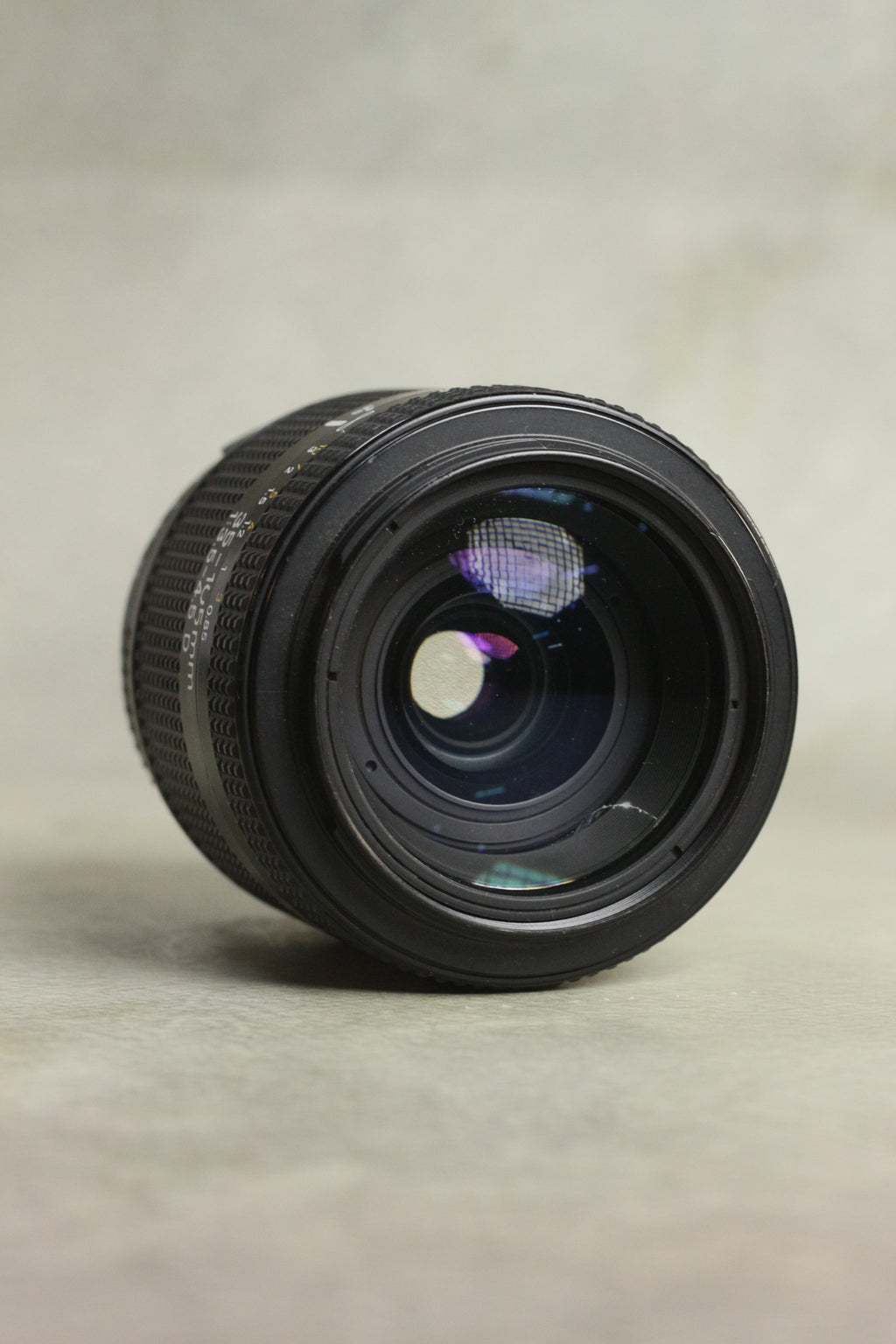 Nikon AF Nikkor 35-105mm f/3.5-4.5D