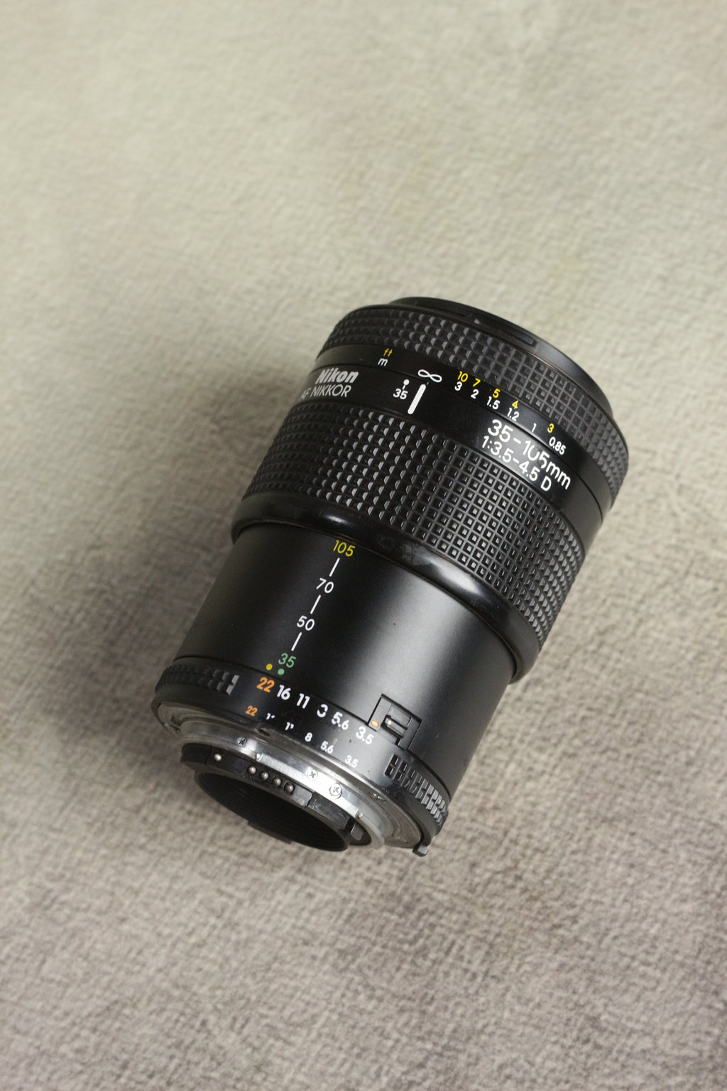 Nikon AF Nikkor 35-105mm f/3.5-4.5D