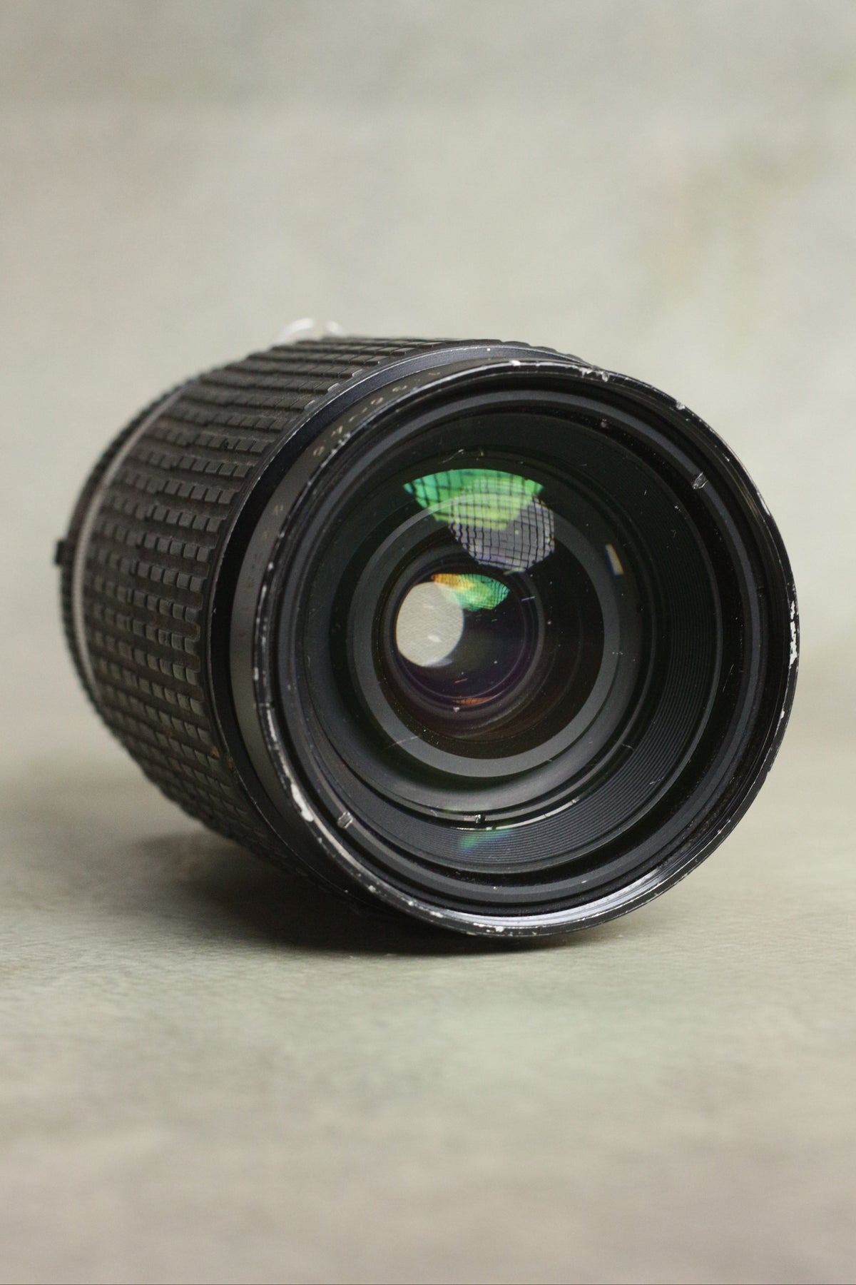 Nikon Zoom-Nikkor 35-135mm f/3.5-4.5