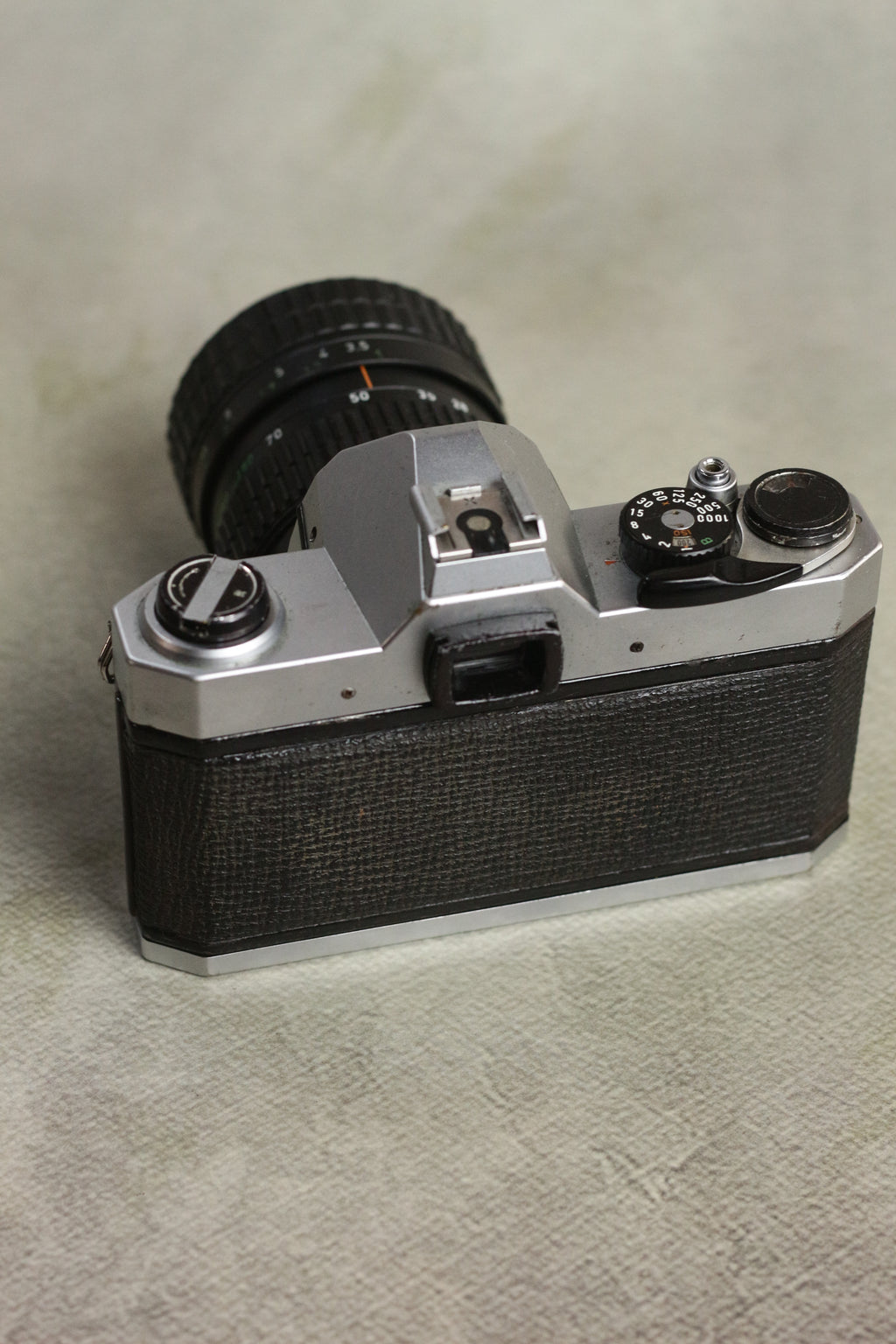 Pentax K1000 + SMC Pentax-A 28-80mm + 50mm f/2