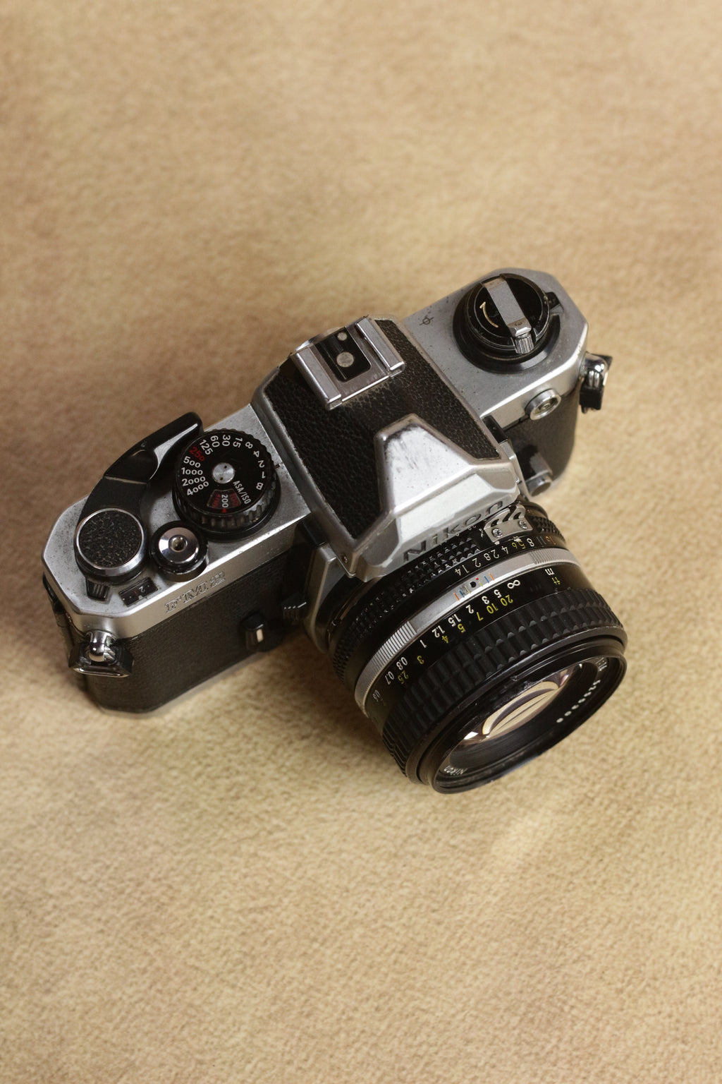 Nikon FM2n + Nikkor AI-S 50mm F1.4