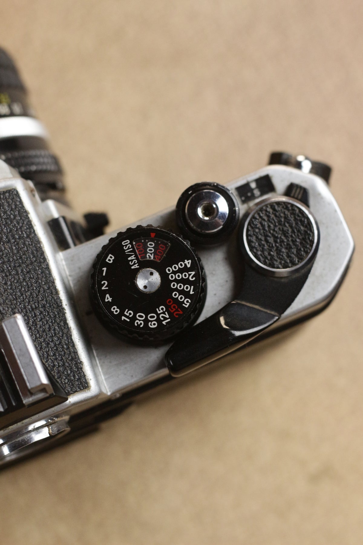 Nikon FM2n + Nikkor AI-S 50mm F1.4