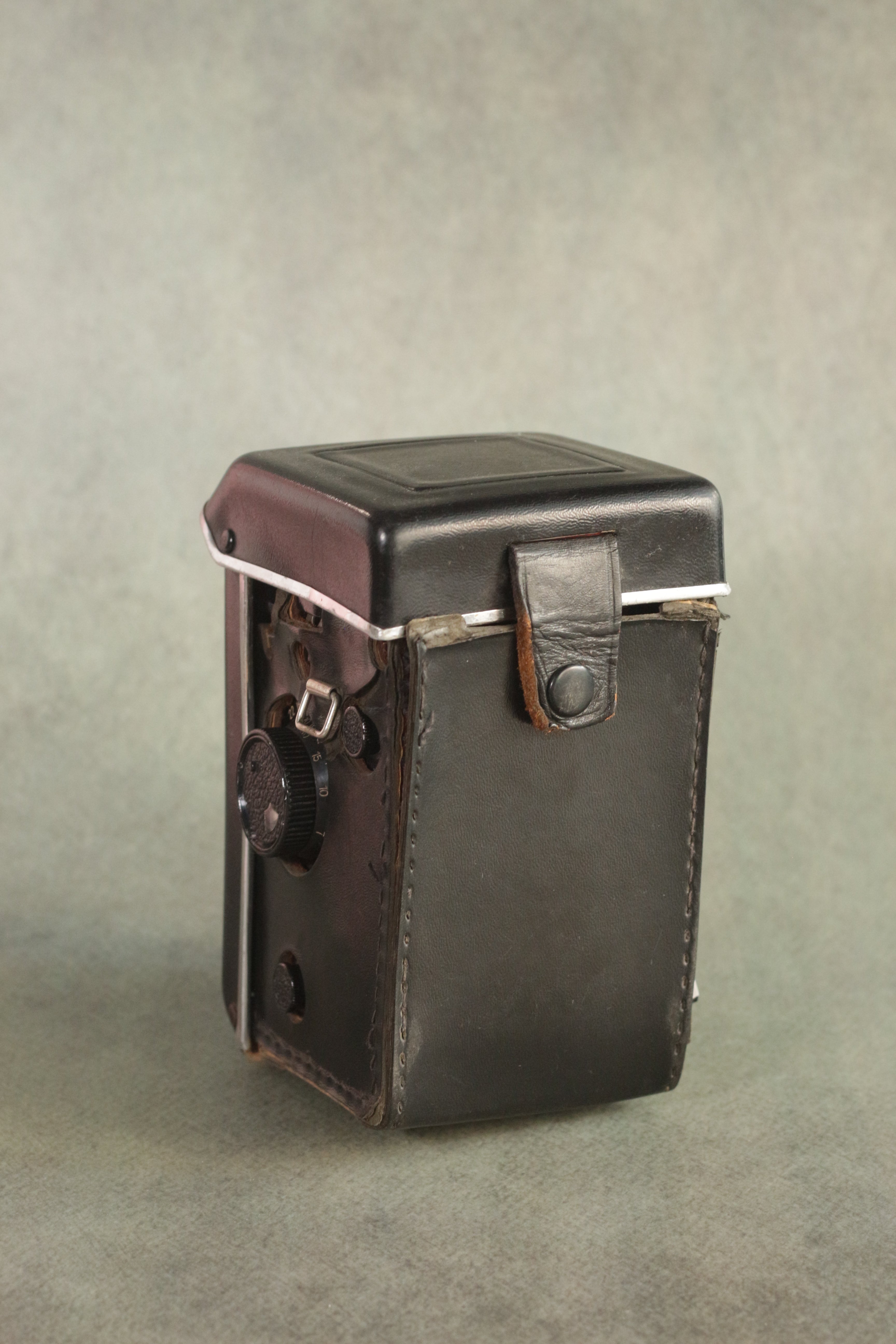 Yashica Mat-124G