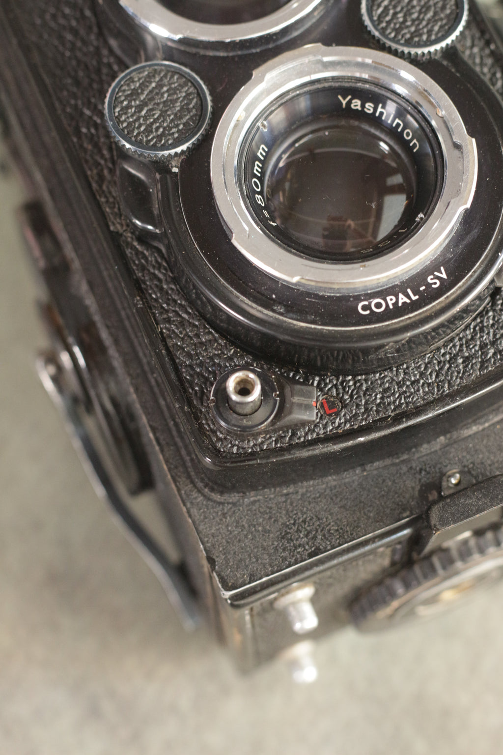 Yashica Mat-124G