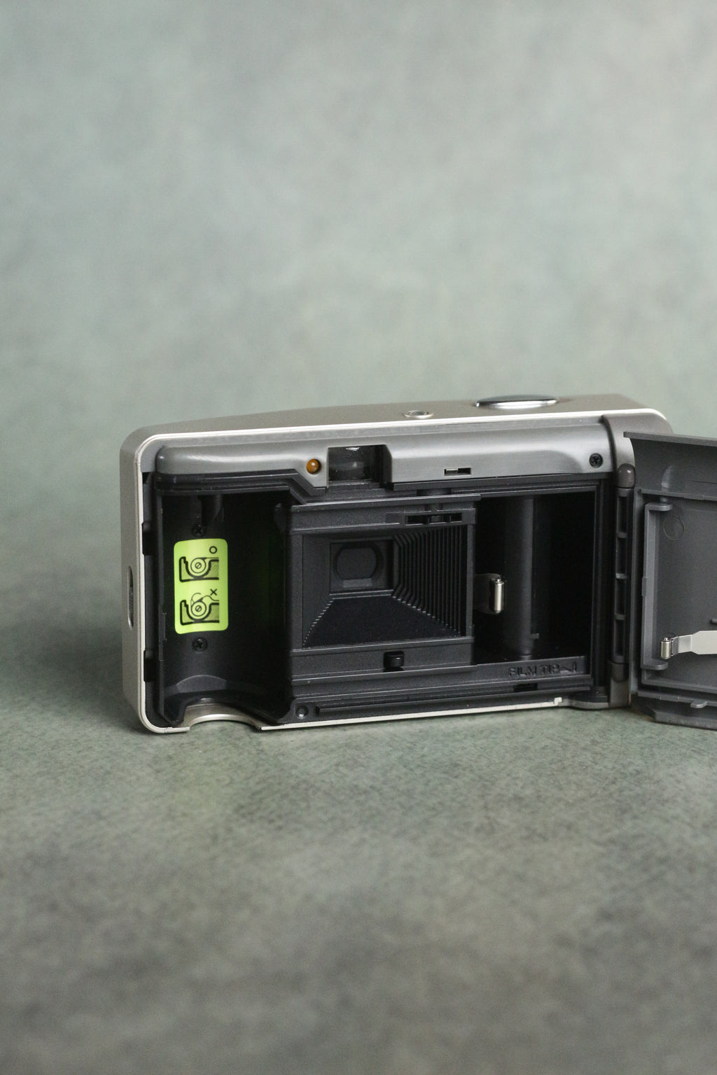 Olympus Trip 100R
