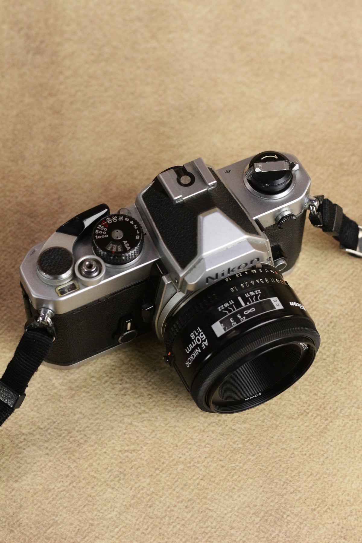 Nikon FM + Nikon AF Nikkor 50mm F1.8