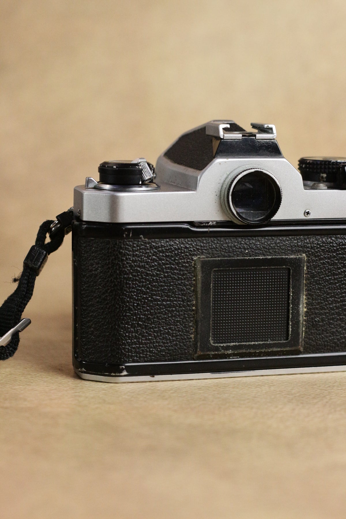 Nikon FM + Nikon AF Nikkor 50mm F1.8