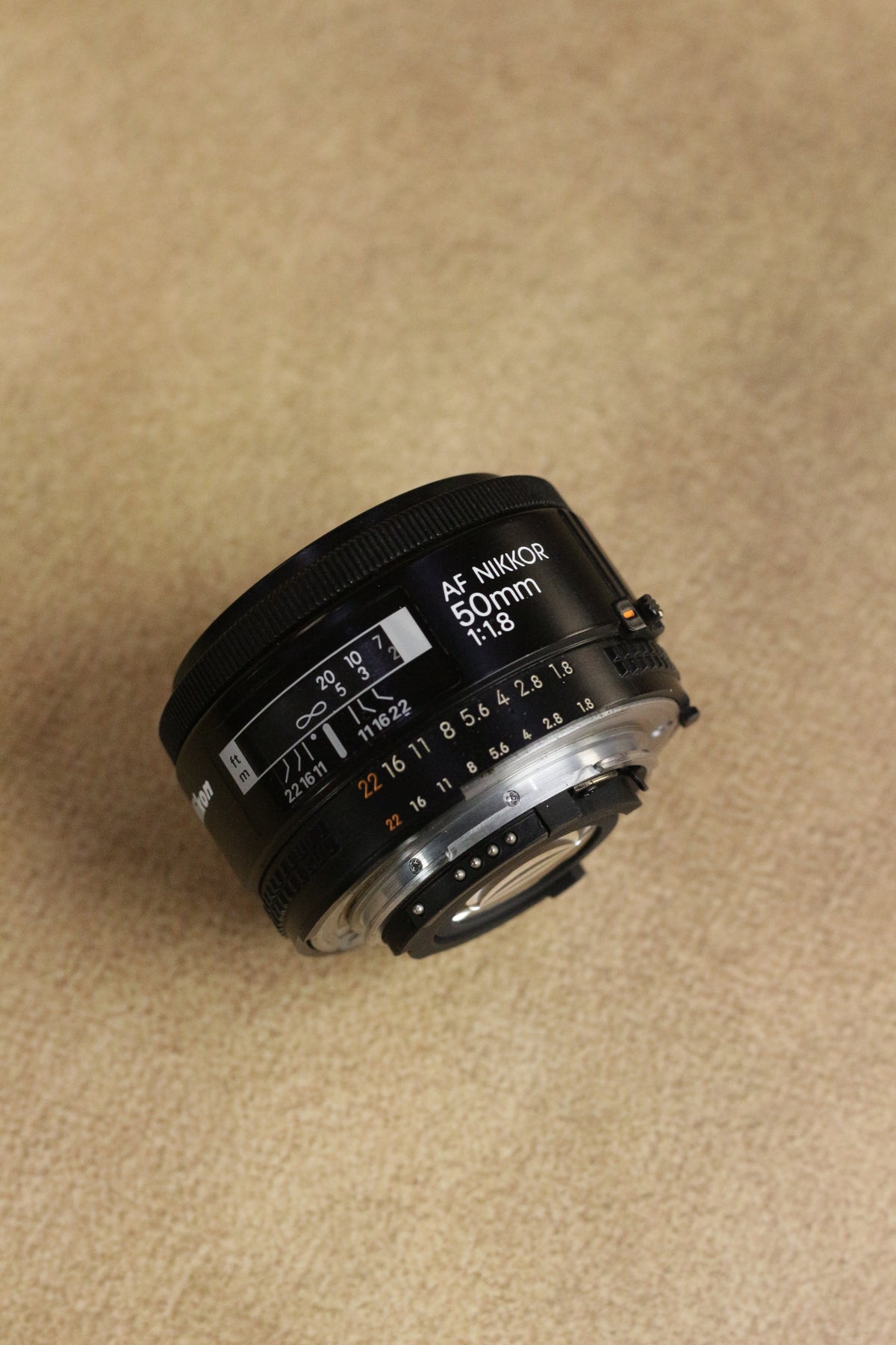 Nikon FM + Nikon AF Nikkor 50mm F1.8