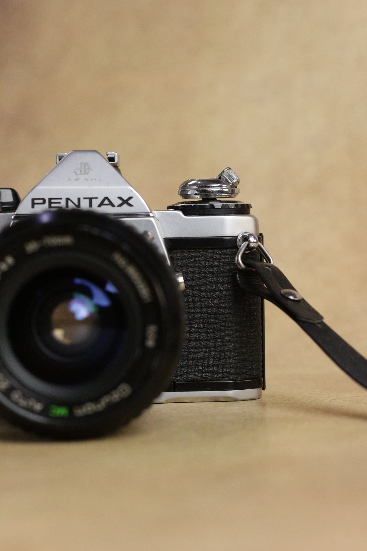 Pentax ME + Ozunon MC Auto 35-70mm F3.5-4.8 Zoom