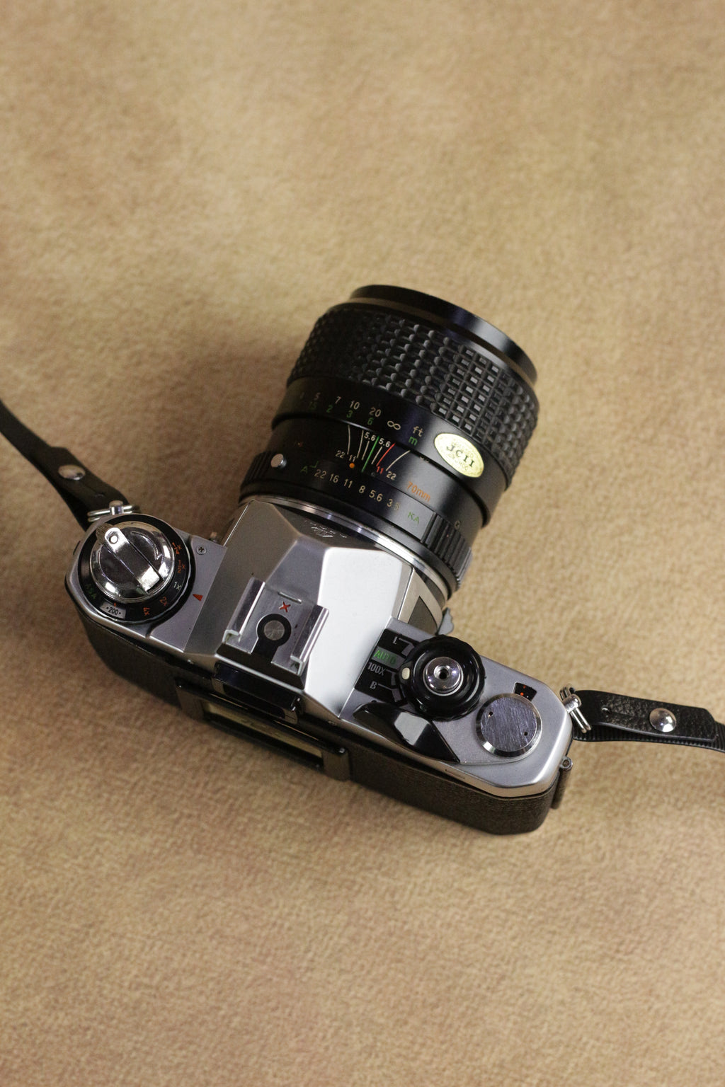 Pentax ME + Ozunon MC Auto 35-70mm F3.5-4.8 Zoom