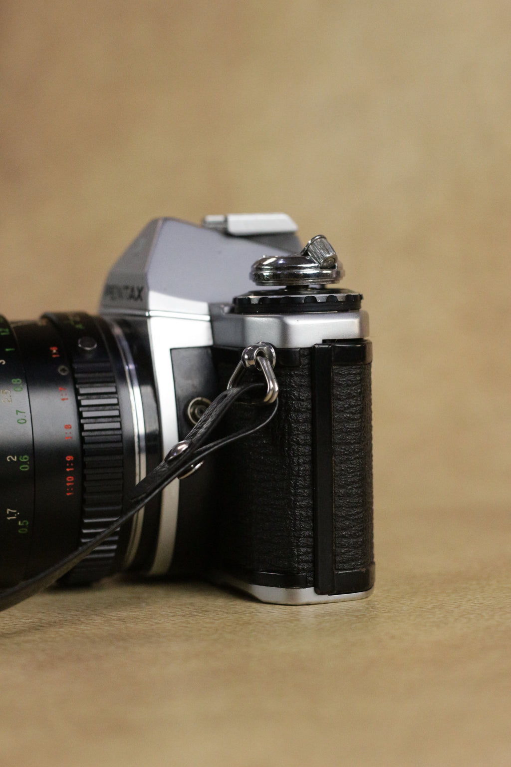 Pentax ME + Ozunon MC Auto 35-70mm F3.5-4.8 Zoom