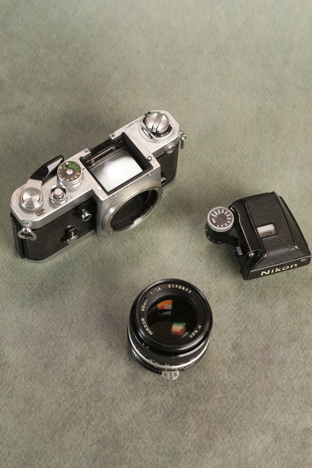 Nikon F2 + DP-1 Finder + Nikkor AI 50mm F1.4