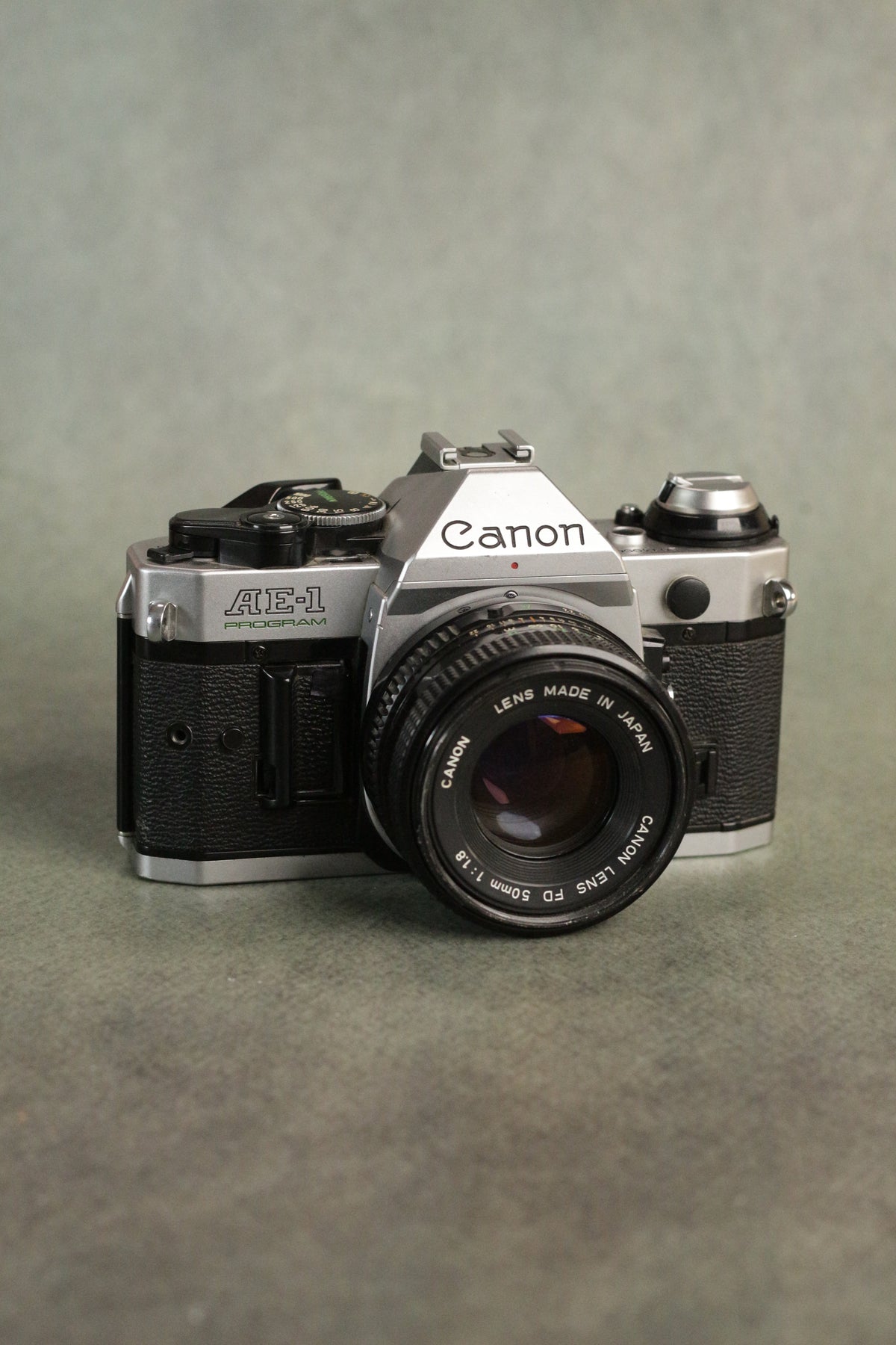 Canon AE-1 Program + Canon New FD 50mm F1.8