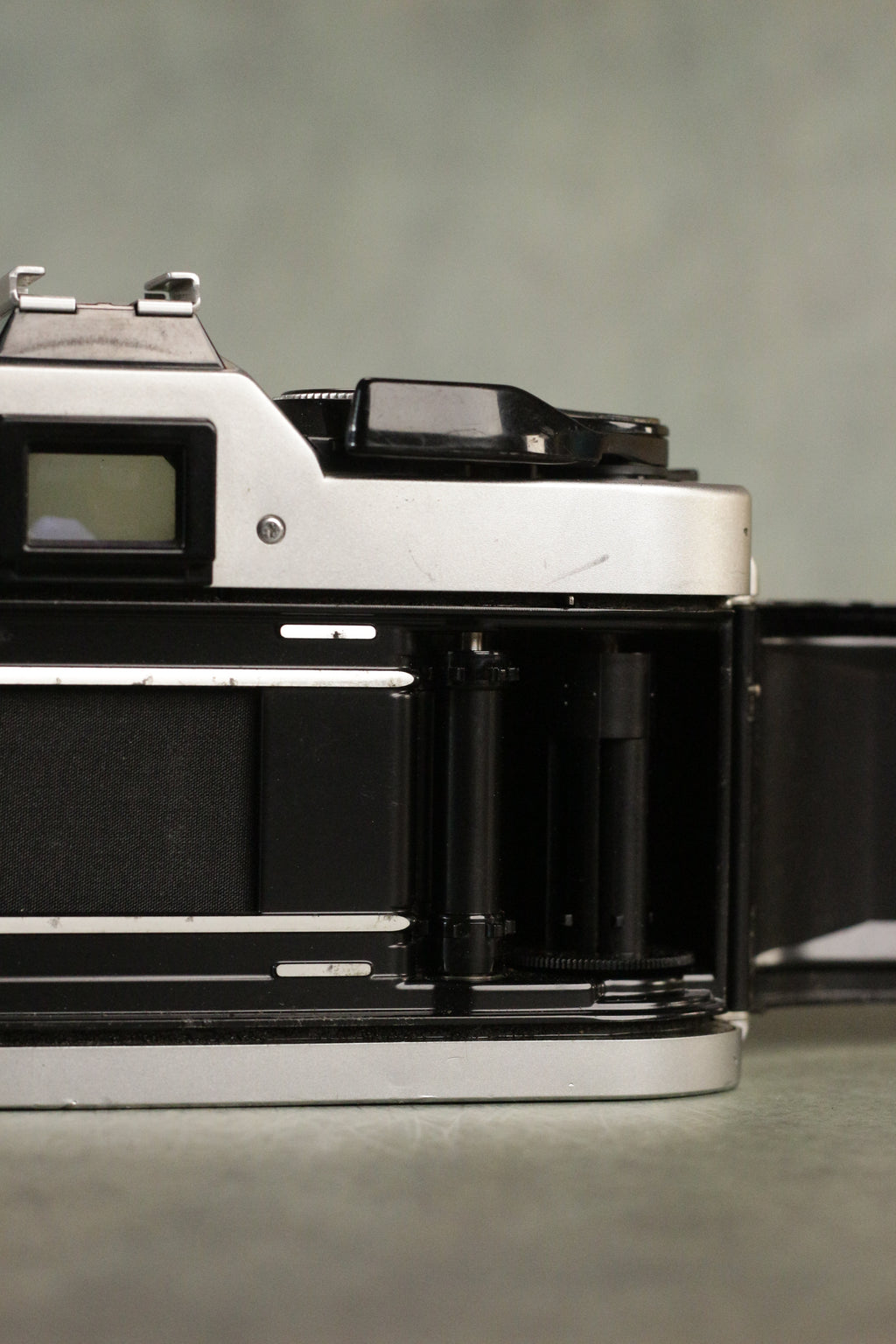 Canon AE-1 Program + Canon New FD 50mm F1.8