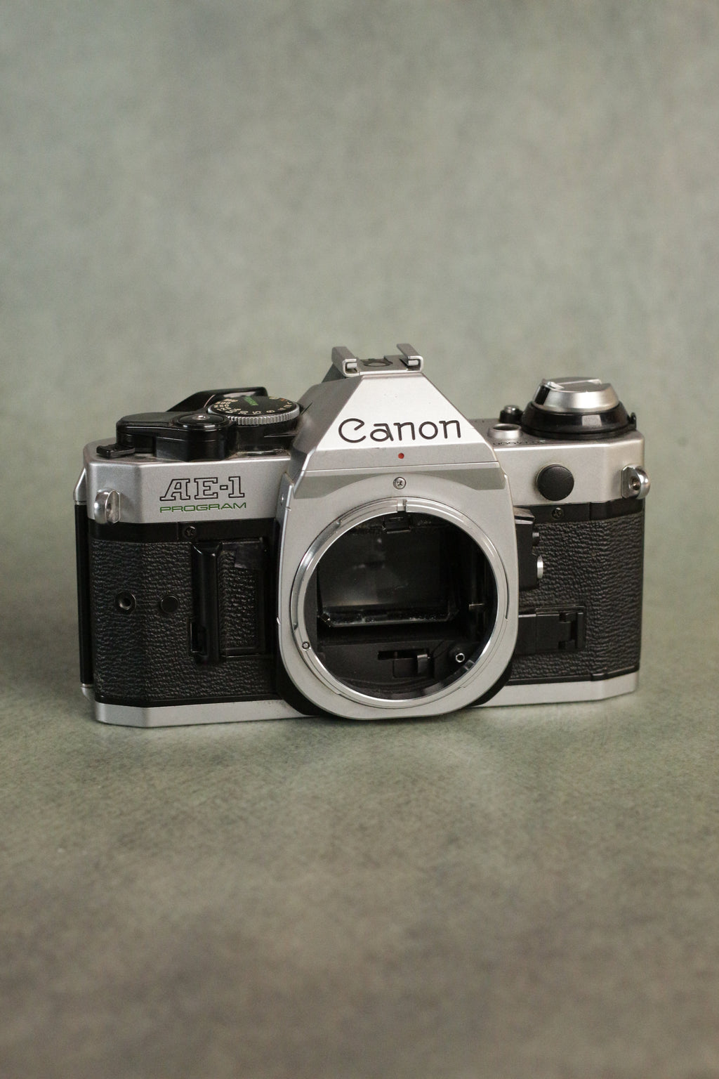 Canon AE-1 Program + Canon New FD 50mm F1.8