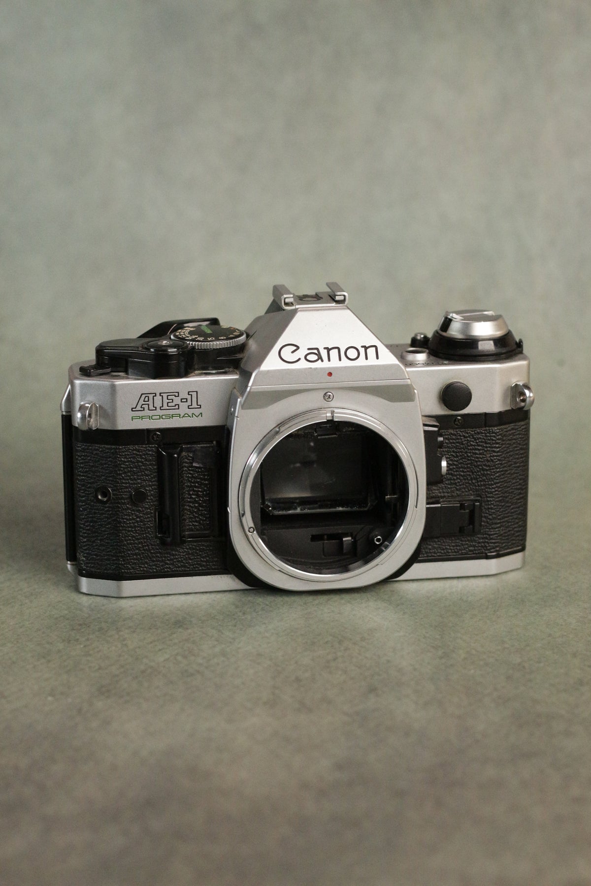 Canon AE-1 Program + Canon New FD 50mm F1.8