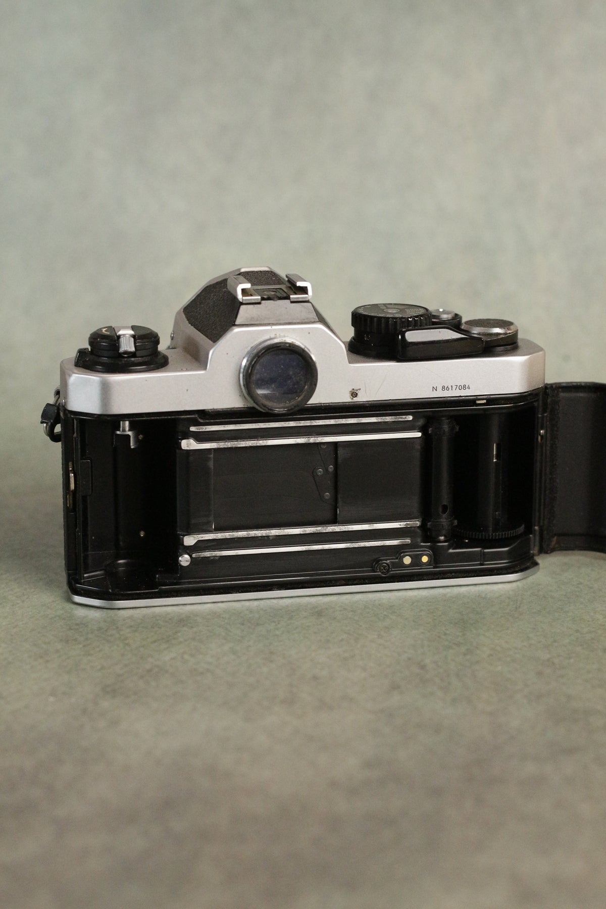 Nikon FM2n + Nikon AF Nikkor 50mm F1.8