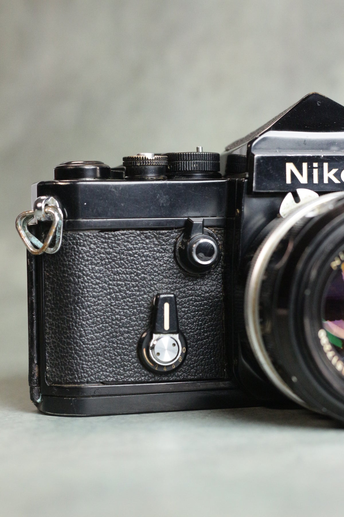 Nikon F2 + DE-1 Eye-Level Finder + Nikkor-SC Auto 50mm F1.4