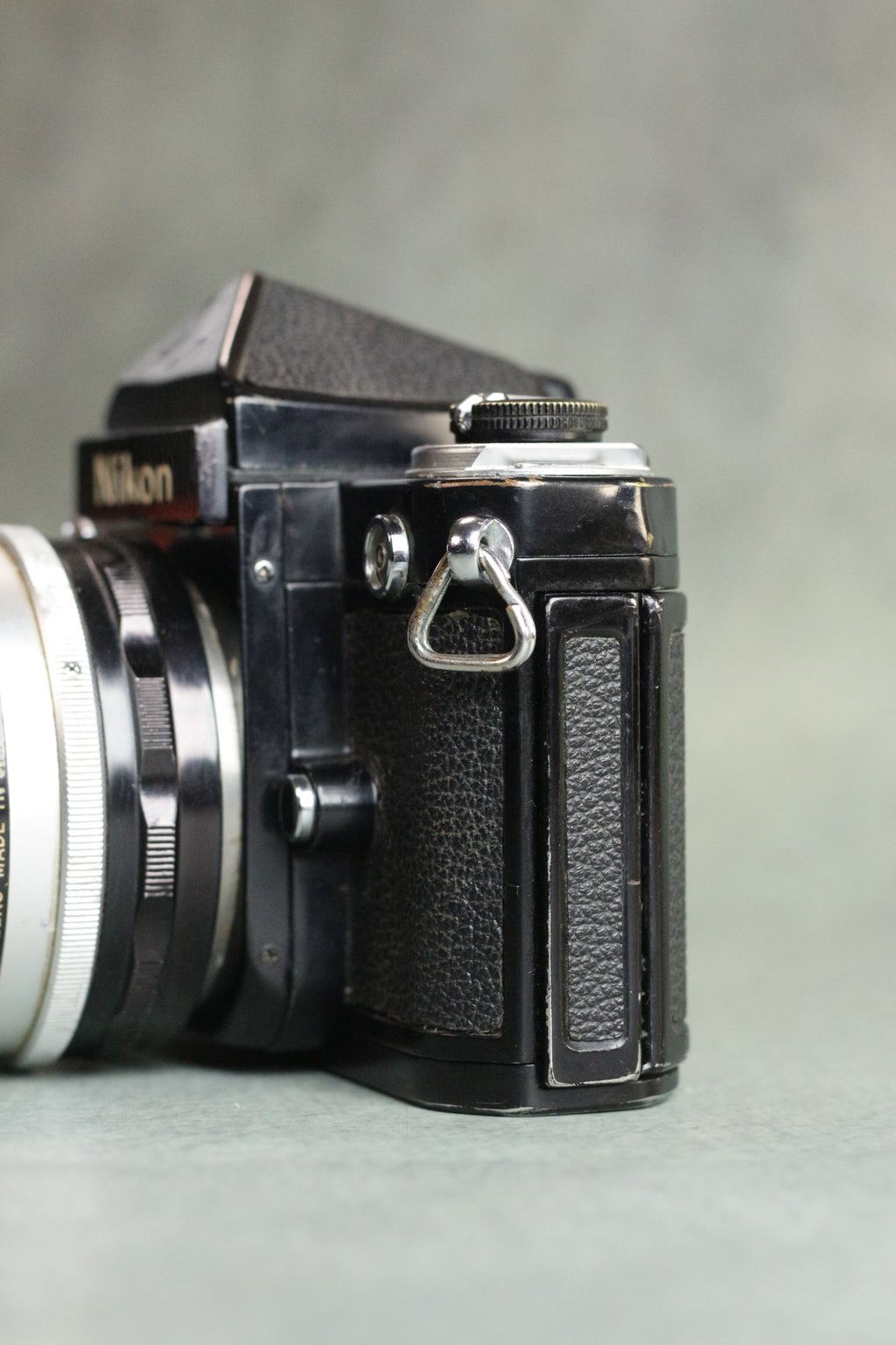 Nikon F2 + DE-1 Eye-Level Finder + Nikkor-SC Auto 50mm F1.4