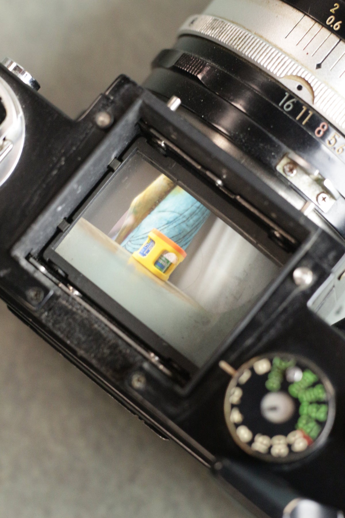 Nikon F2 + DE-1 Eye-Level Finder + Nikkor-SC Auto 50mm F1.4
