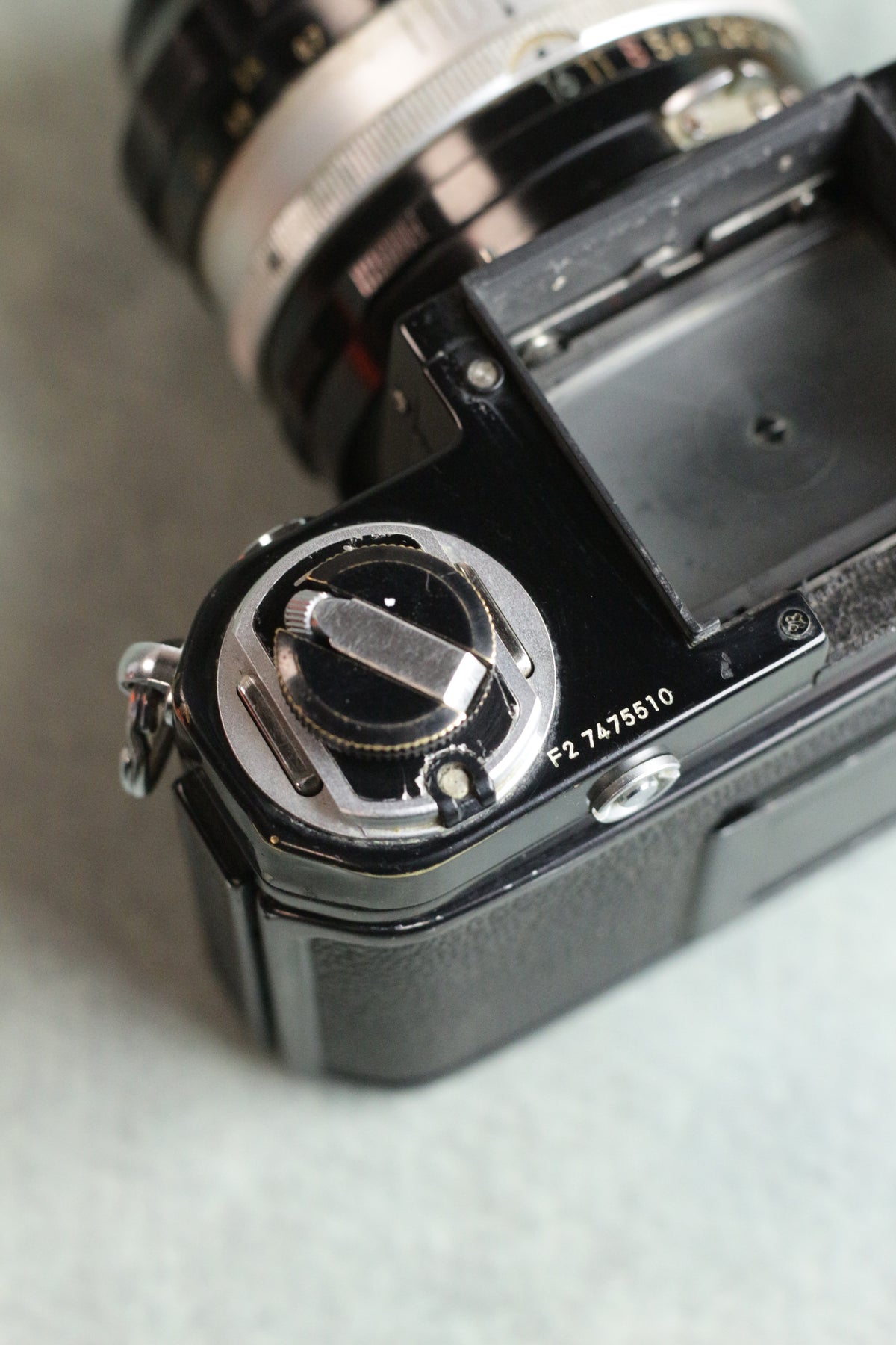 Nikon F2 + DE-1 Eye-Level Finder + Nikkor-SC Auto 50mm F1.4
