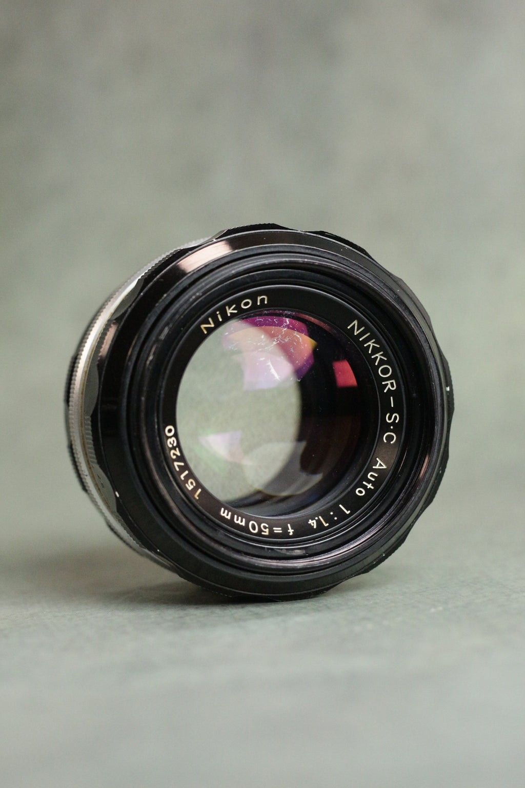 Nikon F2 + DE-1 Eye-Level Finder + Nikkor-SC Auto 50mm F1.4
