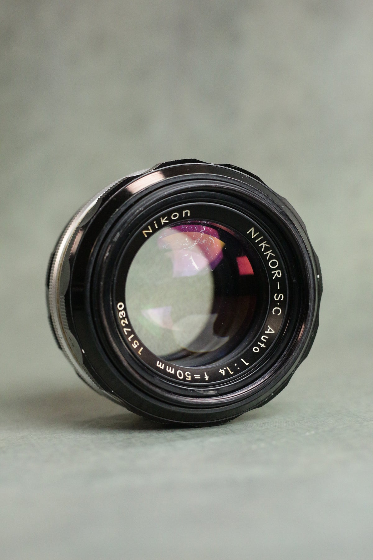 Nikon F2 + DE-1 Eye-Level Finder + Nikkor-SC Auto 50mm F1.4