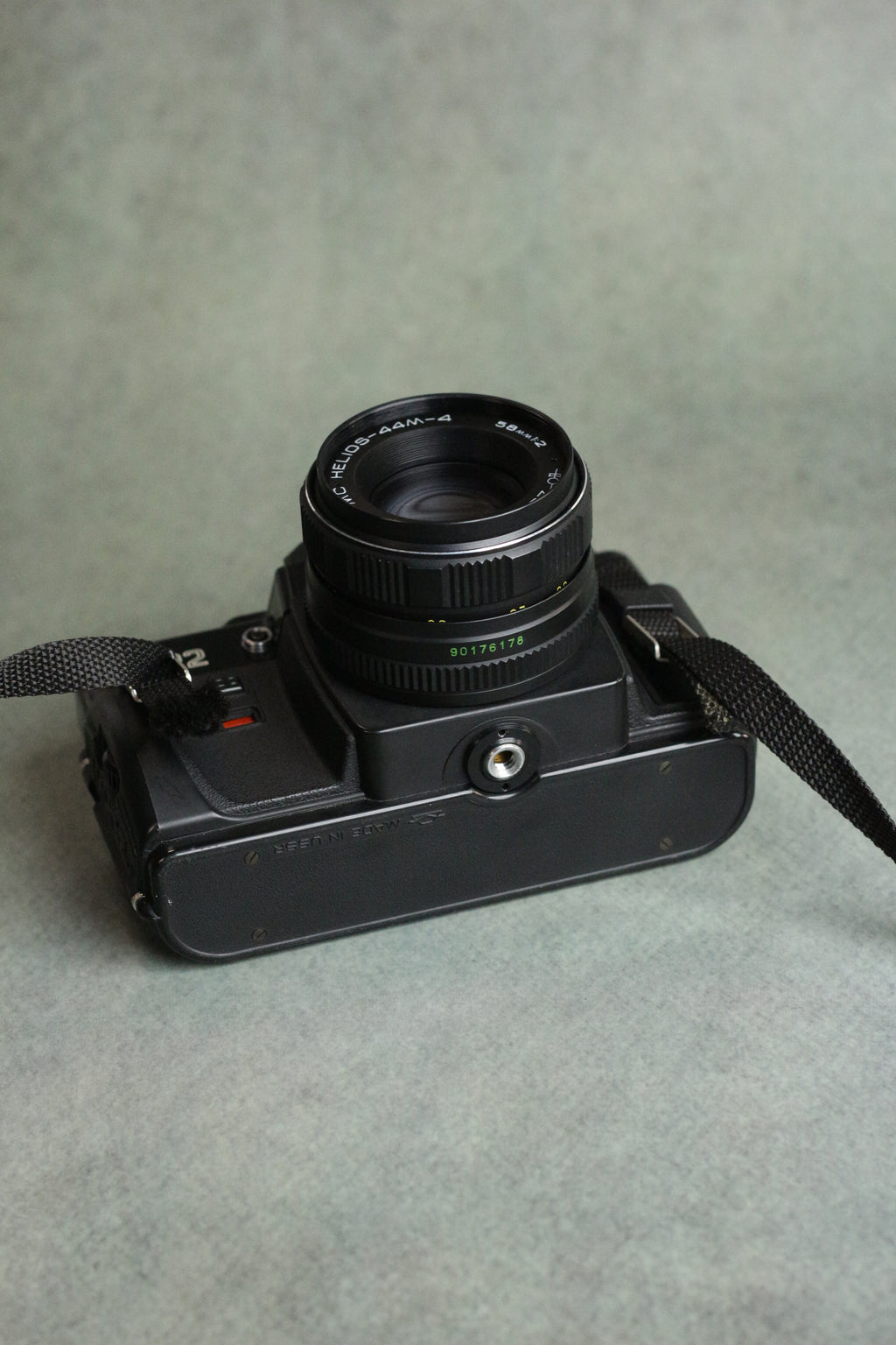 Zenit 122 + MC Helios 44M-4 58mm F2