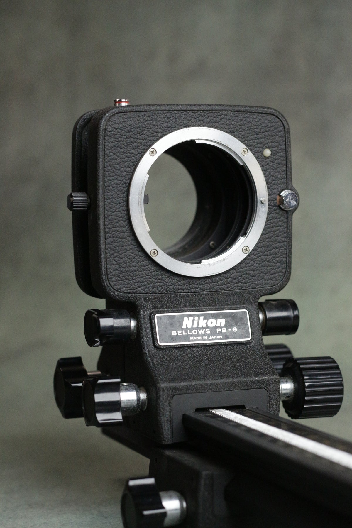 Nikon PB-6 Bellows + Nikon AR-7 Double Cable Release