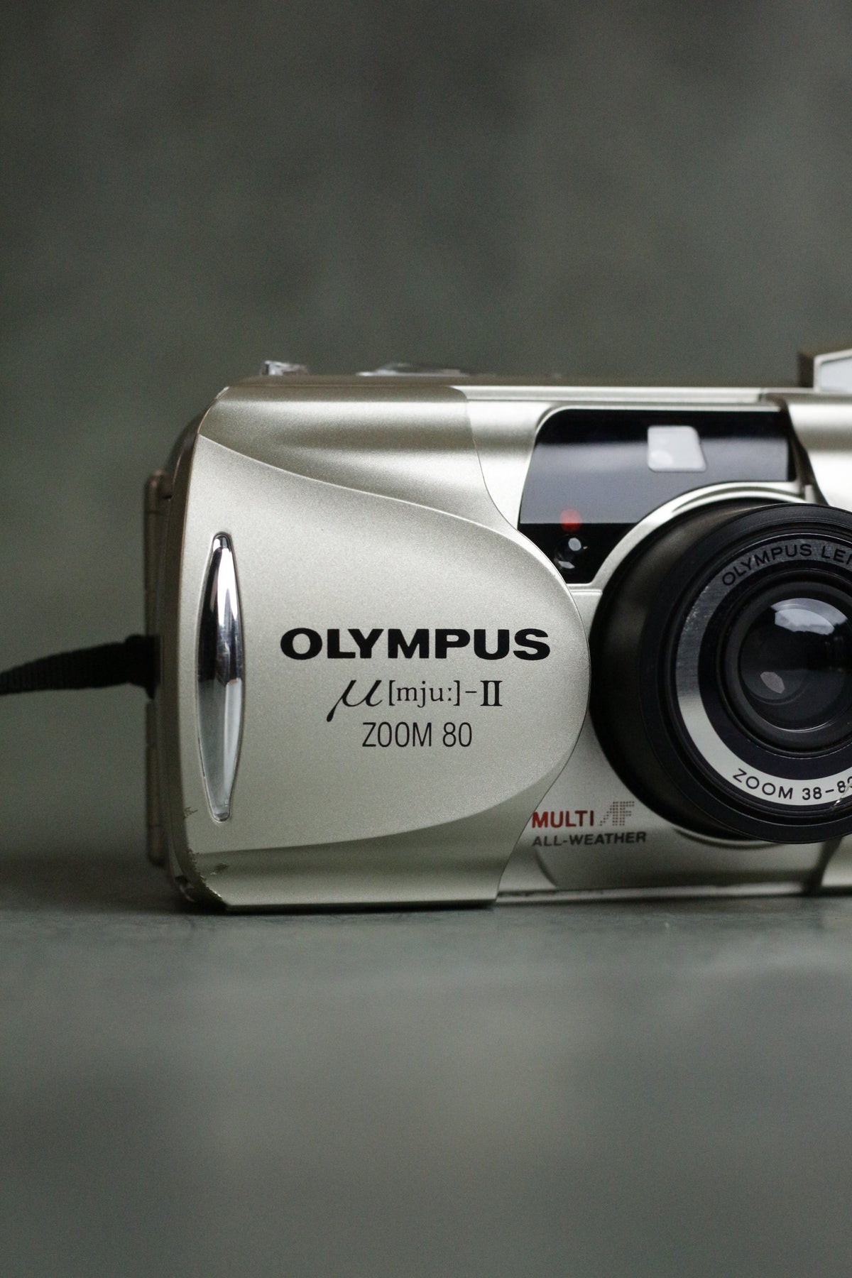 Olympus mju II Zoom 80