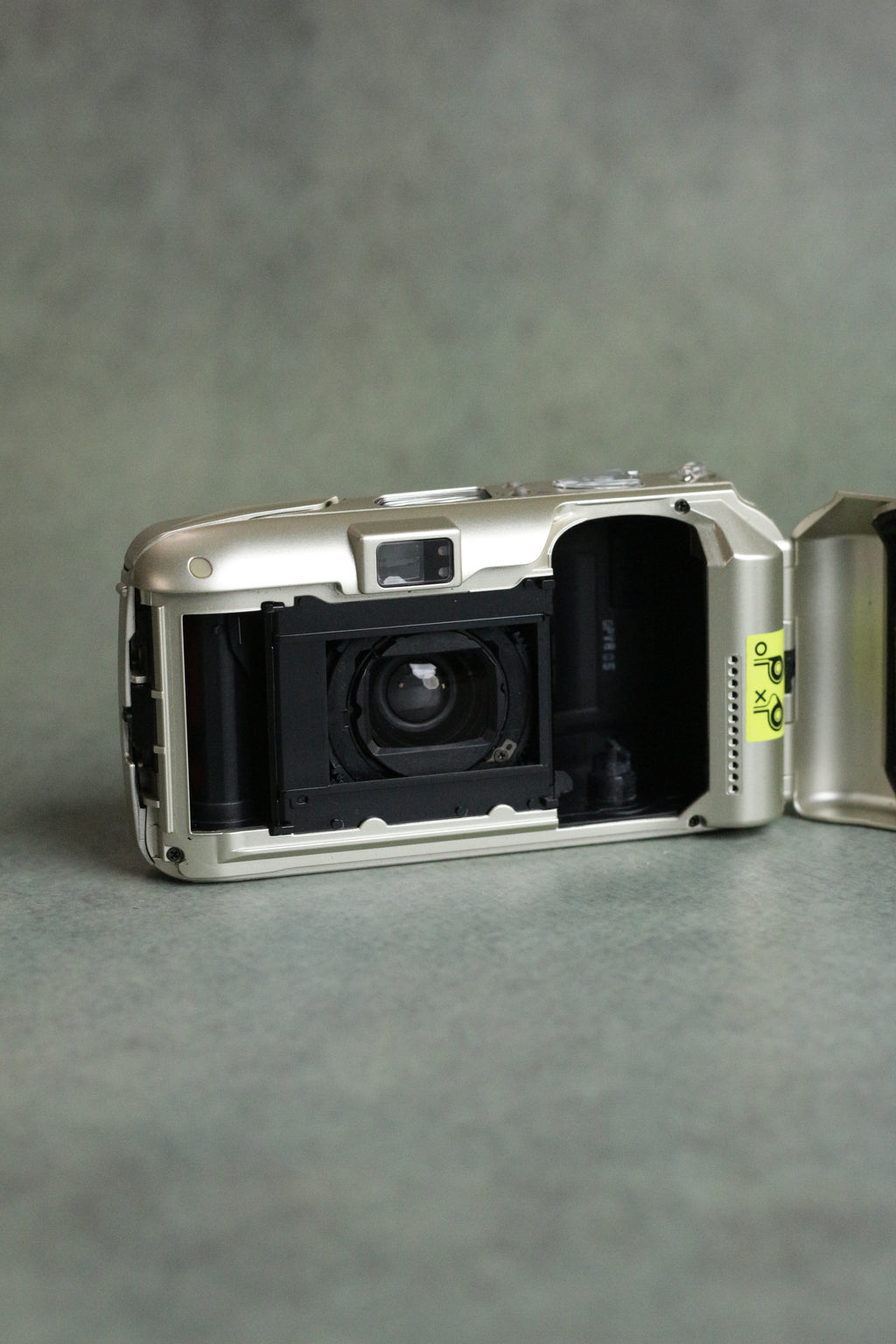 Olympus mju II Zoom 80