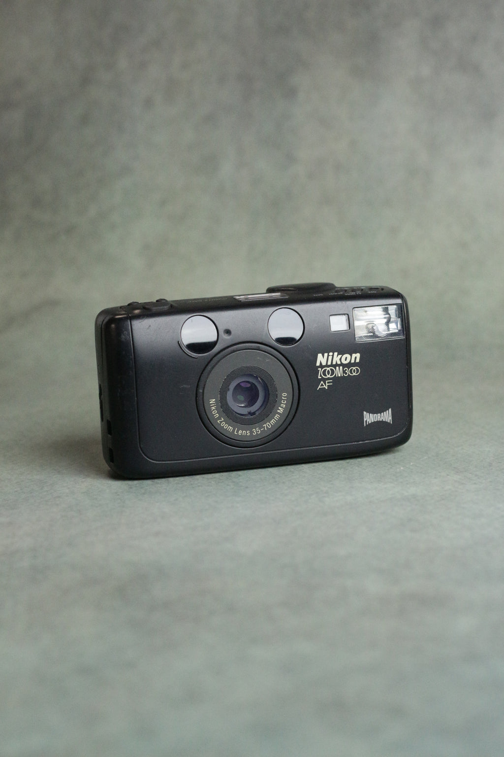 Nikon Zoom 300 AF
