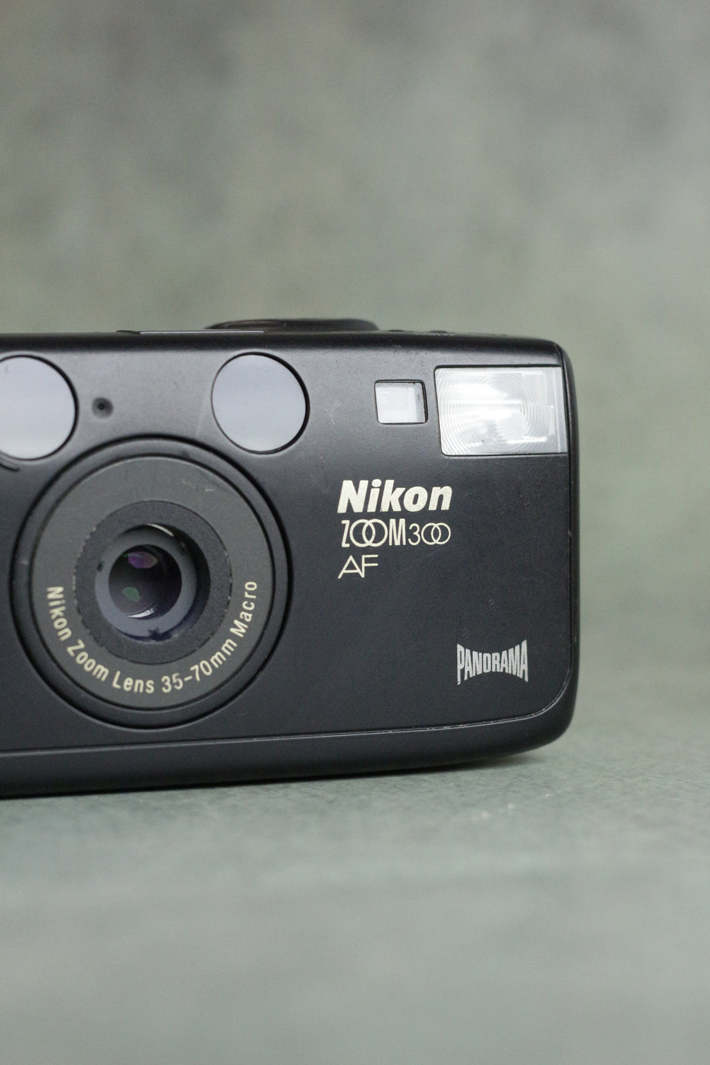 Nikon Zoom 300 AF