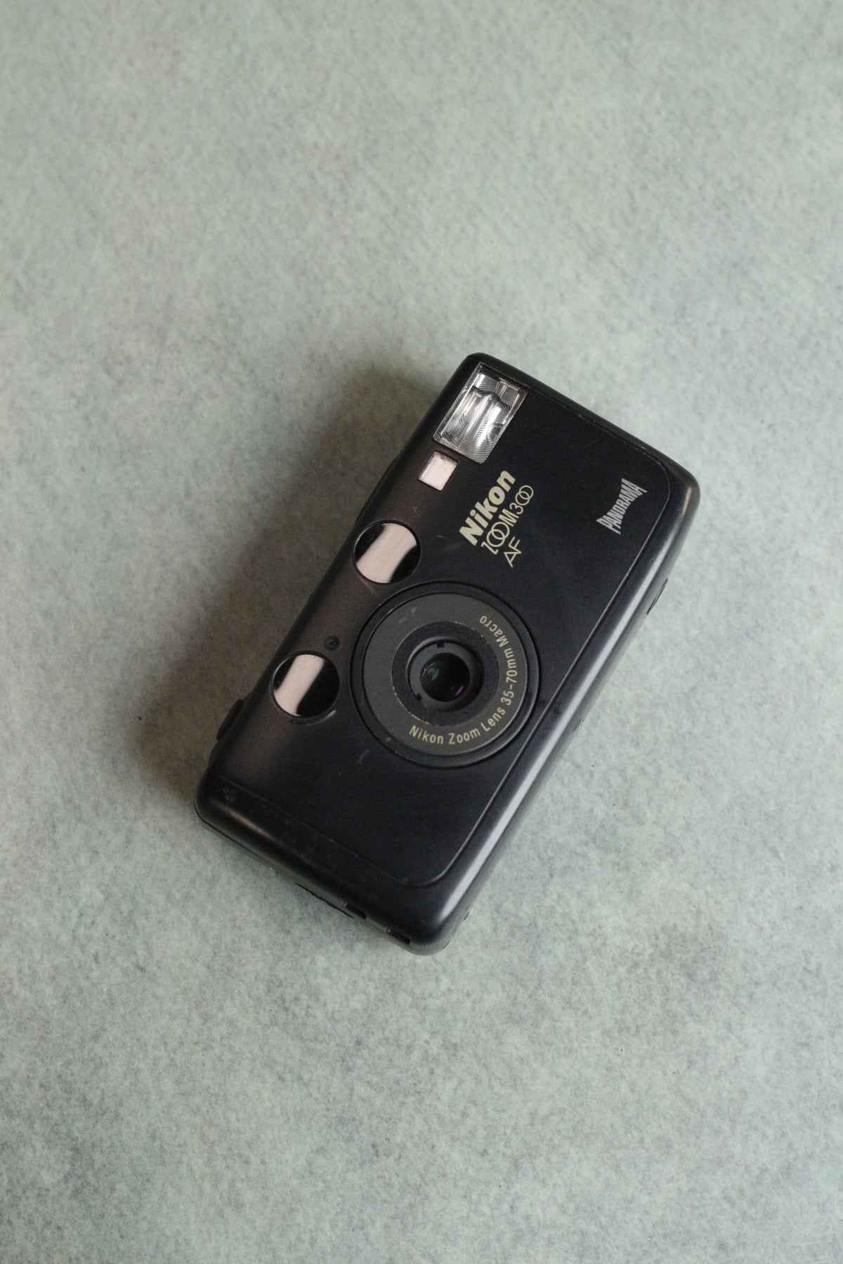 Nikon Zoom 300 AF
