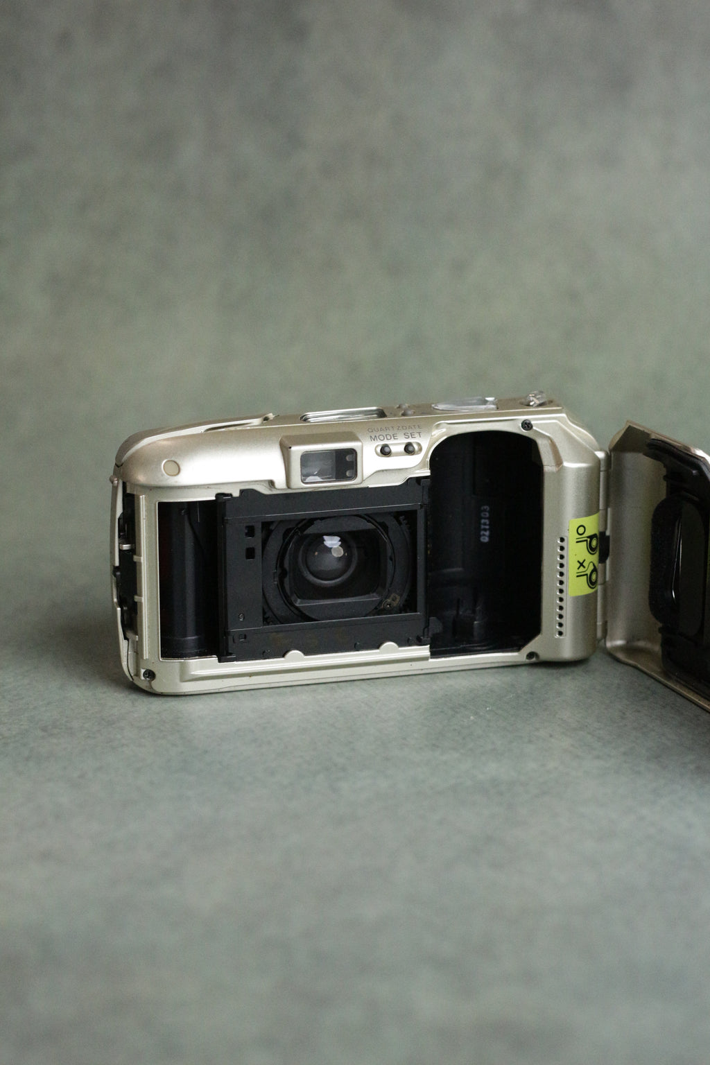 Olympus mju II Zoom 80