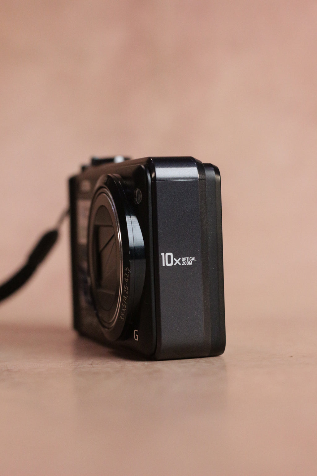 Sony Cyber-shot DSC-H55