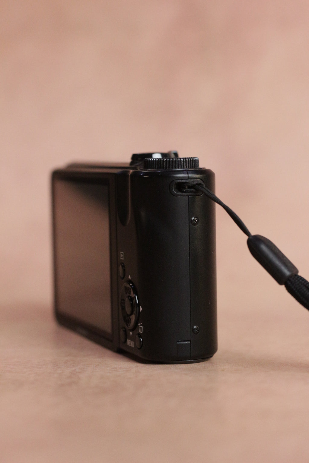 Sony Cyber-shot DSC-H55