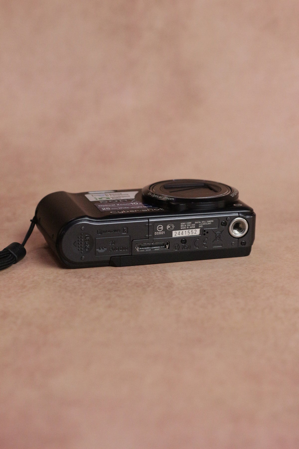 Sony Cyber-shot DSC-H55