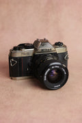 Nikon FM10 + Zoom Nikkor 35-70mm