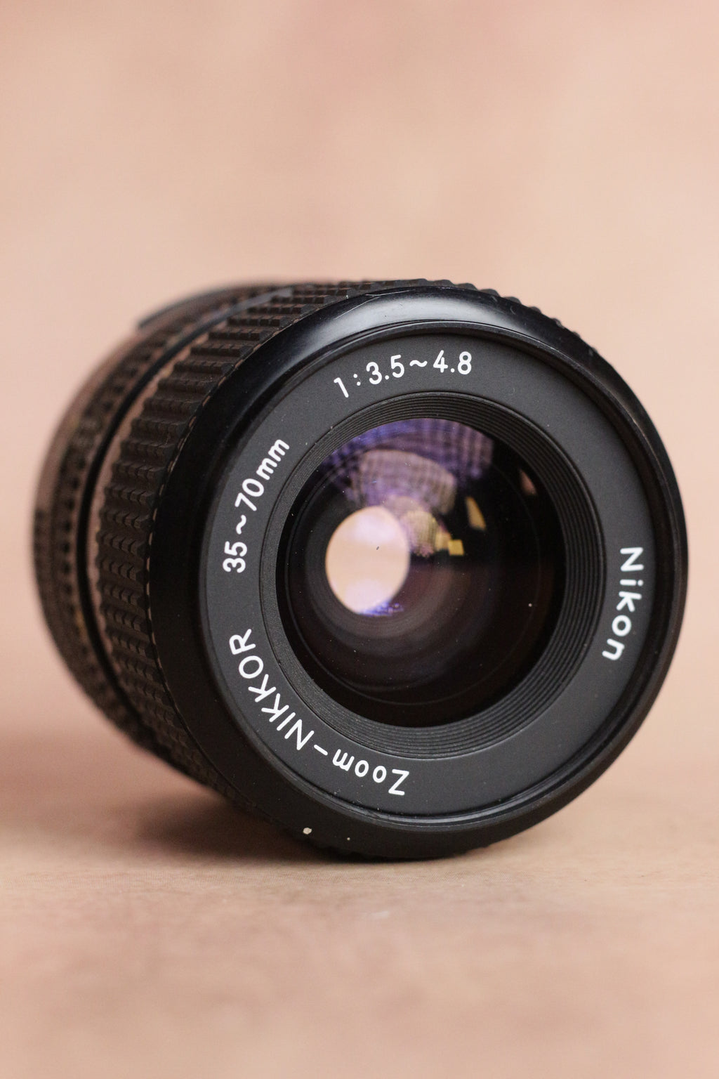 Nikon FM10 + Zoom Nikkor 35-70mm