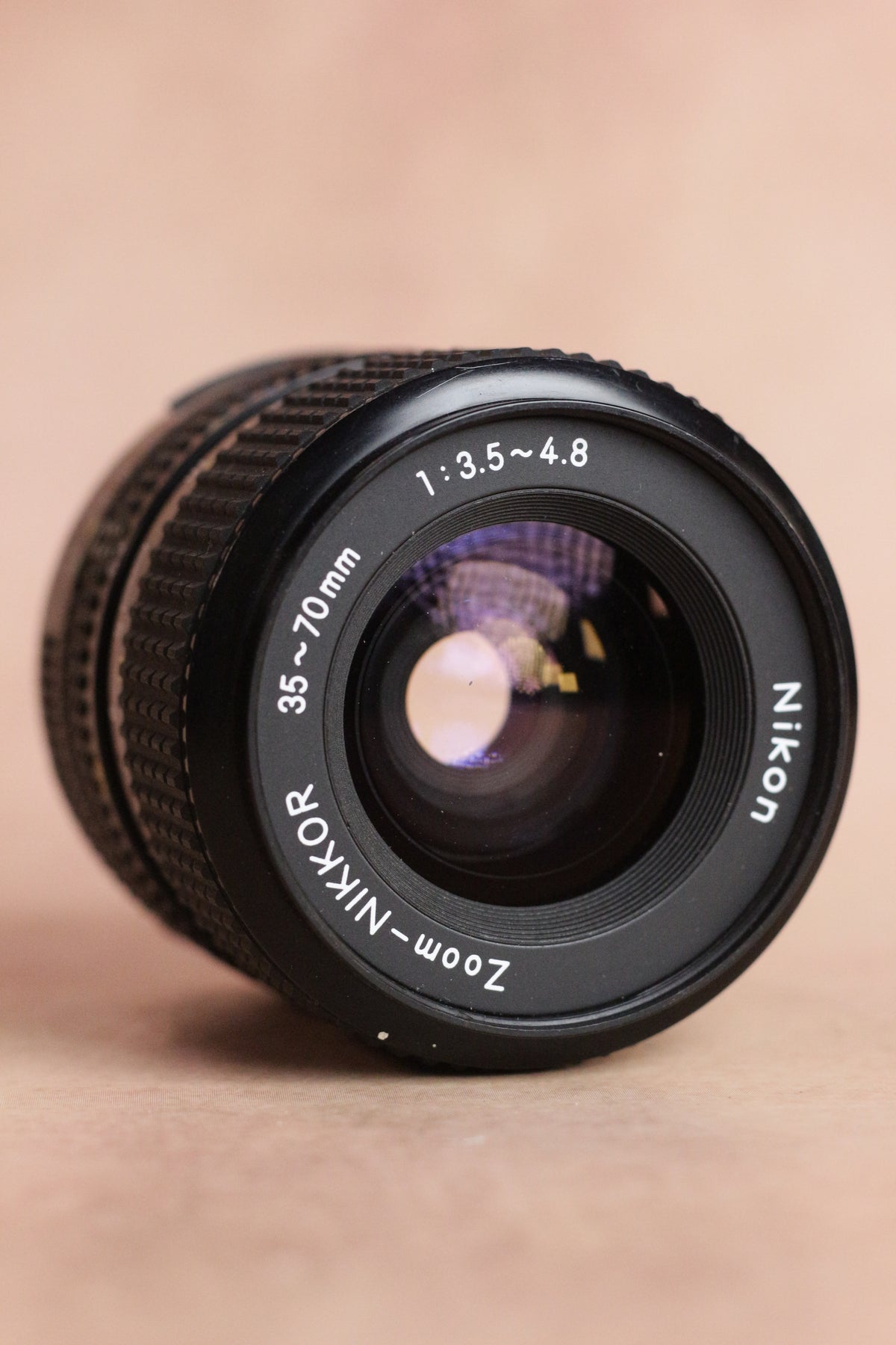 Nikon FM10 + Zoom Nikkor 35-70mm