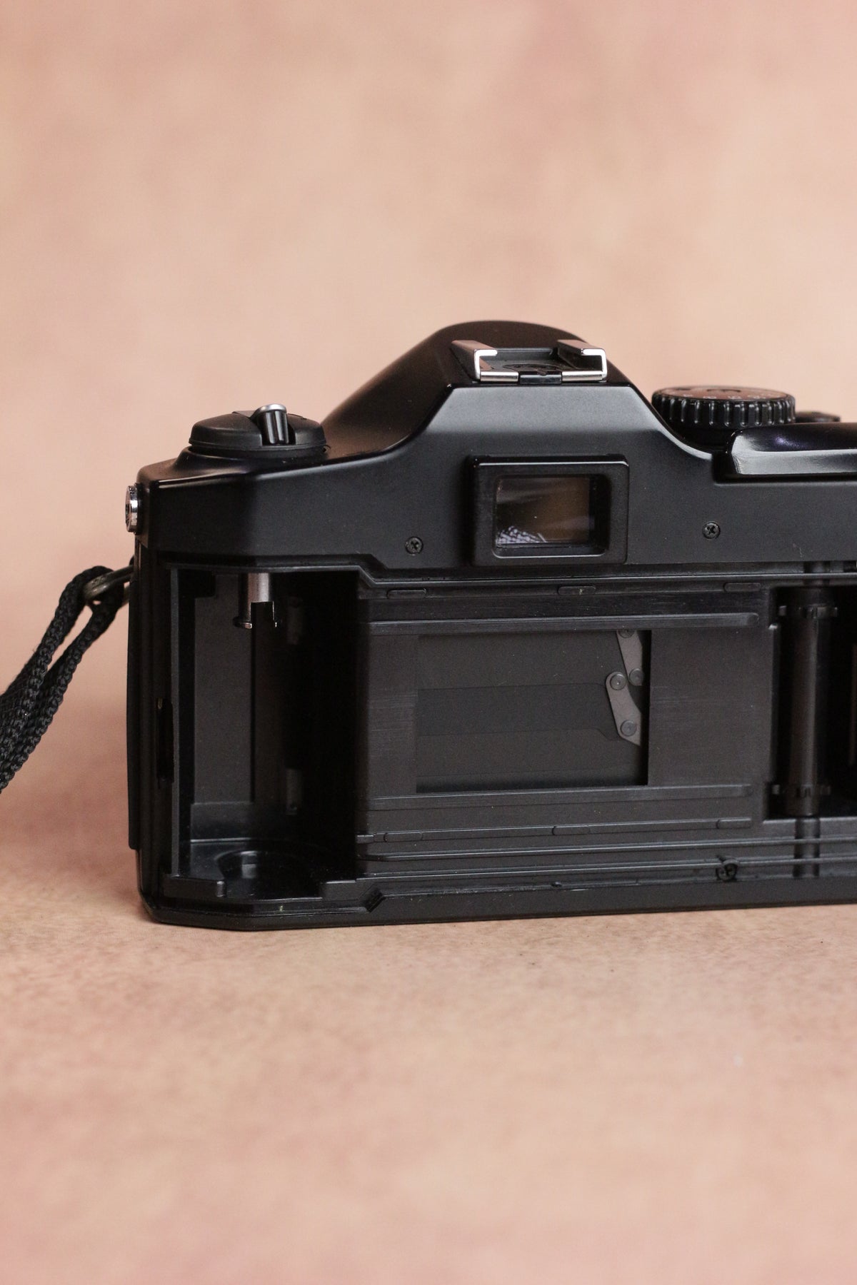 Cosina C1S + 35-70mm Macro Zoom