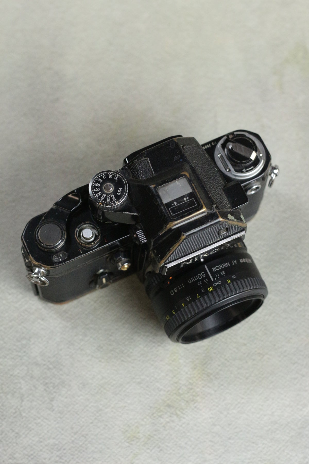 Nikon F2 + AF Nikkor 50mm f/1.8D