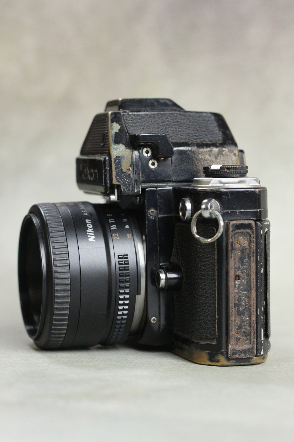 Nikon F2 + AF Nikkor 50mm f/1.8D