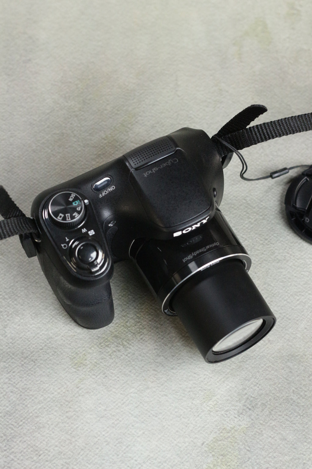 Sony Cyber-shot DSC-H200